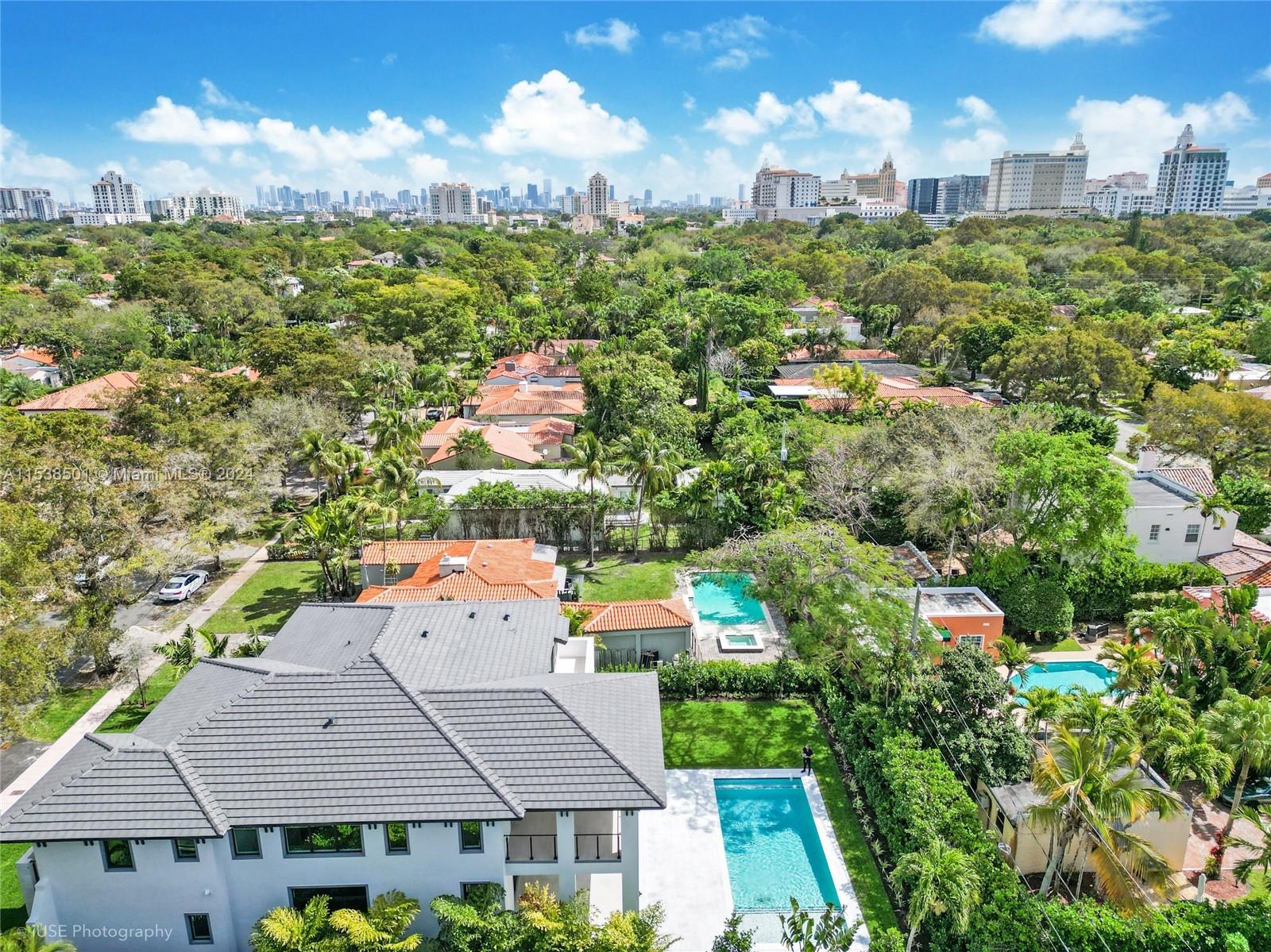 642 Madeira Ave, Coral Gables, Florida 33134, 5 Bedrooms Bedrooms, ,6 BathroomsBathrooms,Residential,For Sale,642 Madeira Ave,A11538501