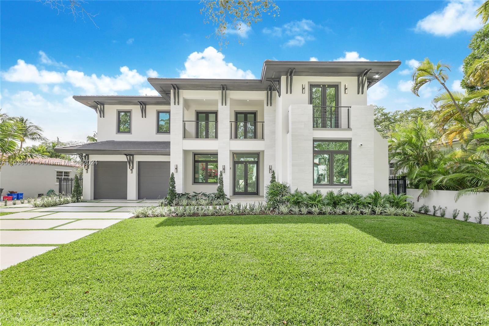 642 Madeira Ave, Coral Gables, Florida 33134, 5 Bedrooms Bedrooms, ,6 BathroomsBathrooms,Residential,For Sale,642 Madeira Ave,A11538501