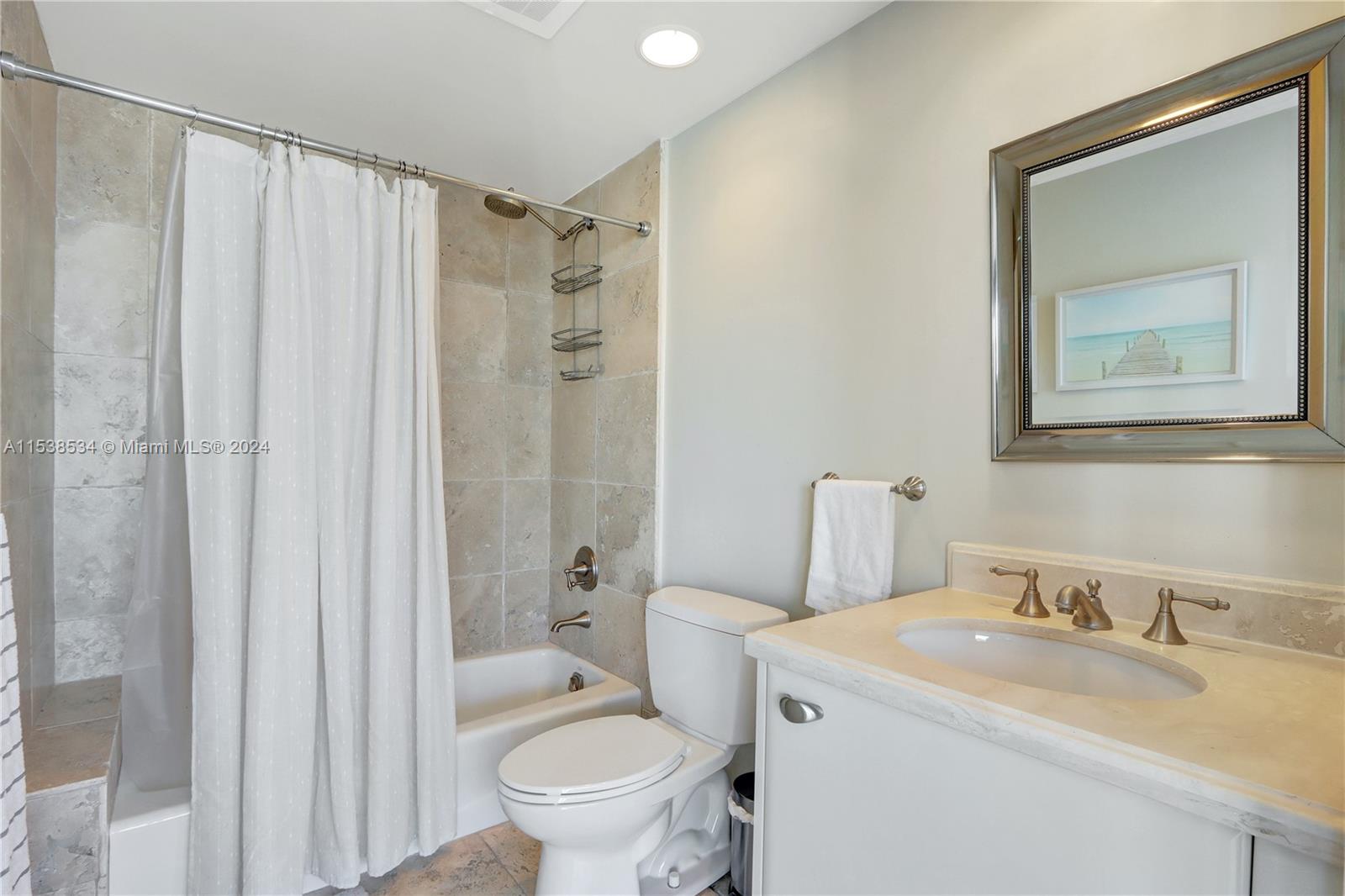 333 Las Olas Way, Fort Lauderdale, FL, 33301 United States, 2 Bedrooms Bedrooms, ,2 BathroomsBathrooms,Residential,For Sale,Las Olas Way,A11538534