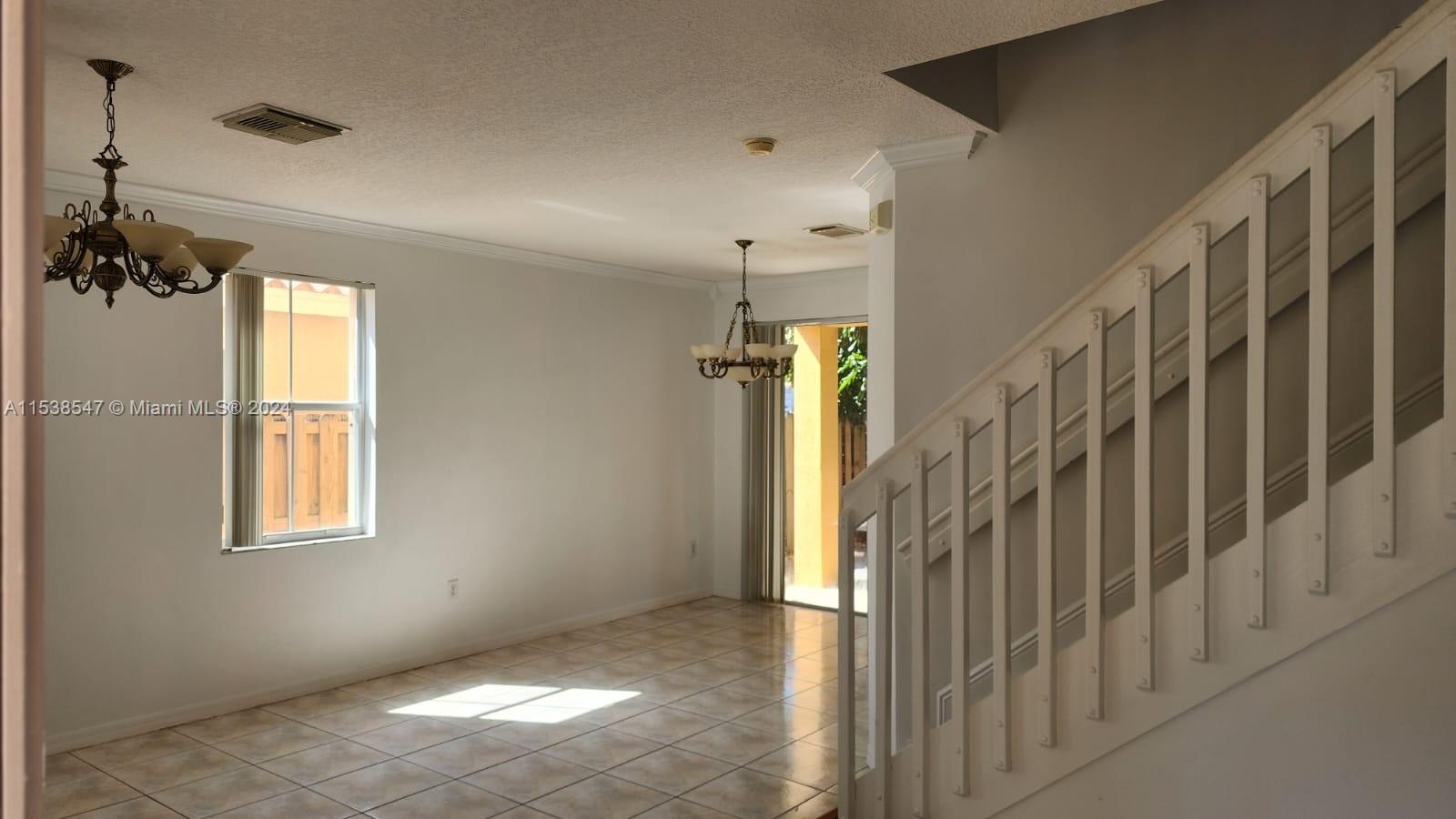 6202 SW 157th Pl 6202, Miami, Florida 33193, 5 Bedrooms Bedrooms, ,3 BathroomsBathrooms,Residentiallease,For Rent,6202 SW 157th Pl 6202,A11538547