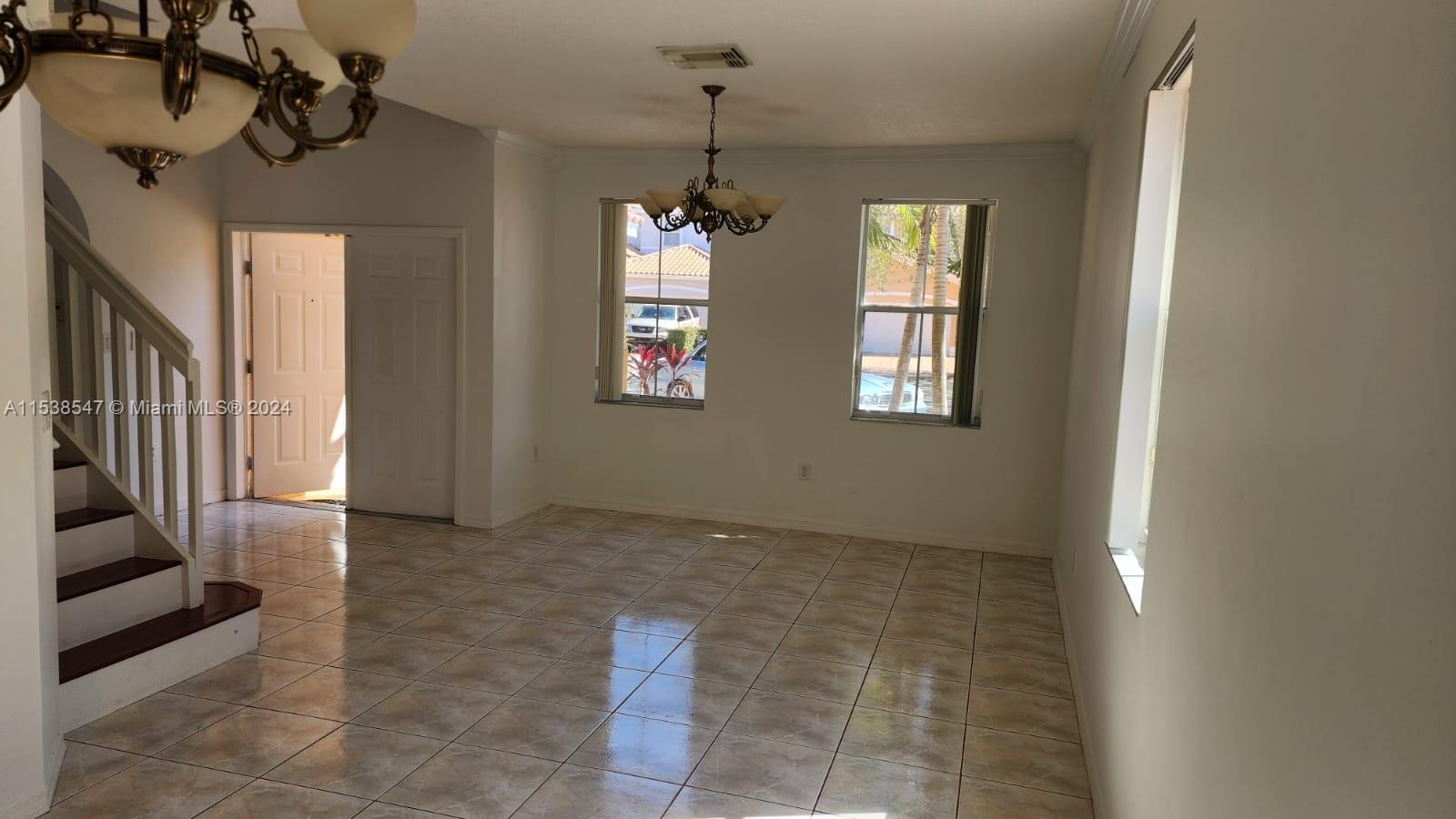 6202 SW 157th Pl 6202, Miami, Florida 33193, 5 Bedrooms Bedrooms, ,3 BathroomsBathrooms,Residentiallease,For Rent,6202 SW 157th Pl 6202,A11538547