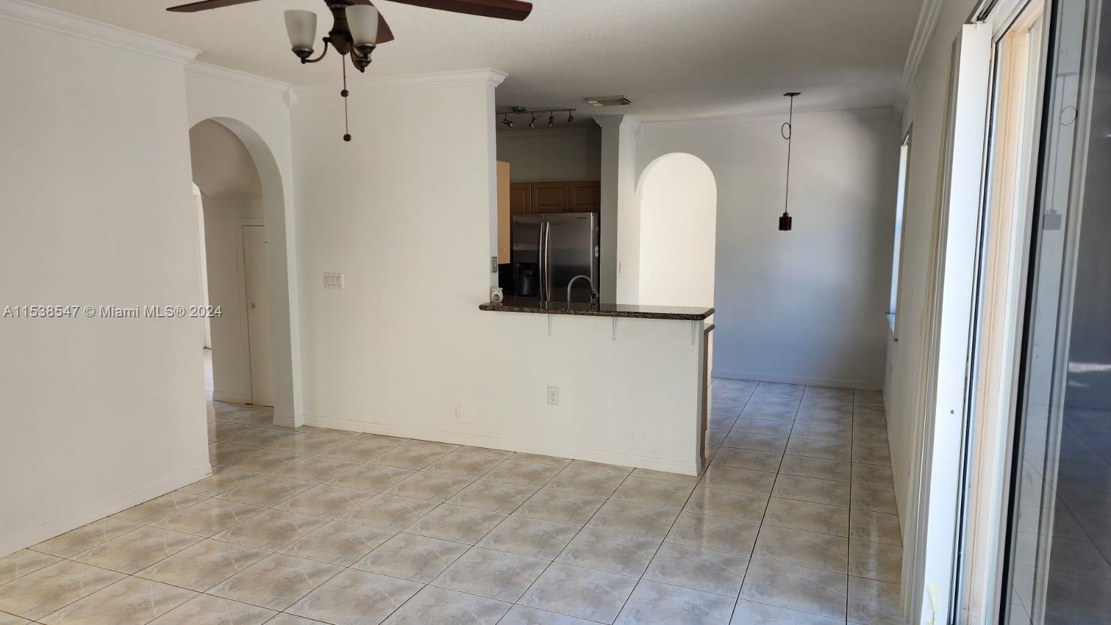 6202 SW 157th Pl 6202, Miami, Florida 33193, 5 Bedrooms Bedrooms, ,3 BathroomsBathrooms,Residentiallease,For Rent,6202 SW 157th Pl 6202,A11538547