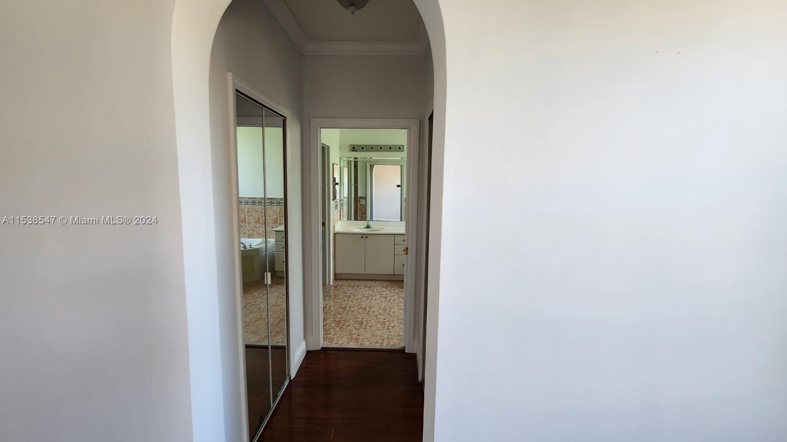 6202 SW 157th Pl 6202, Miami, Florida 33193, 5 Bedrooms Bedrooms, ,3 BathroomsBathrooms,Residentiallease,For Rent,6202 SW 157th Pl 6202,A11538547