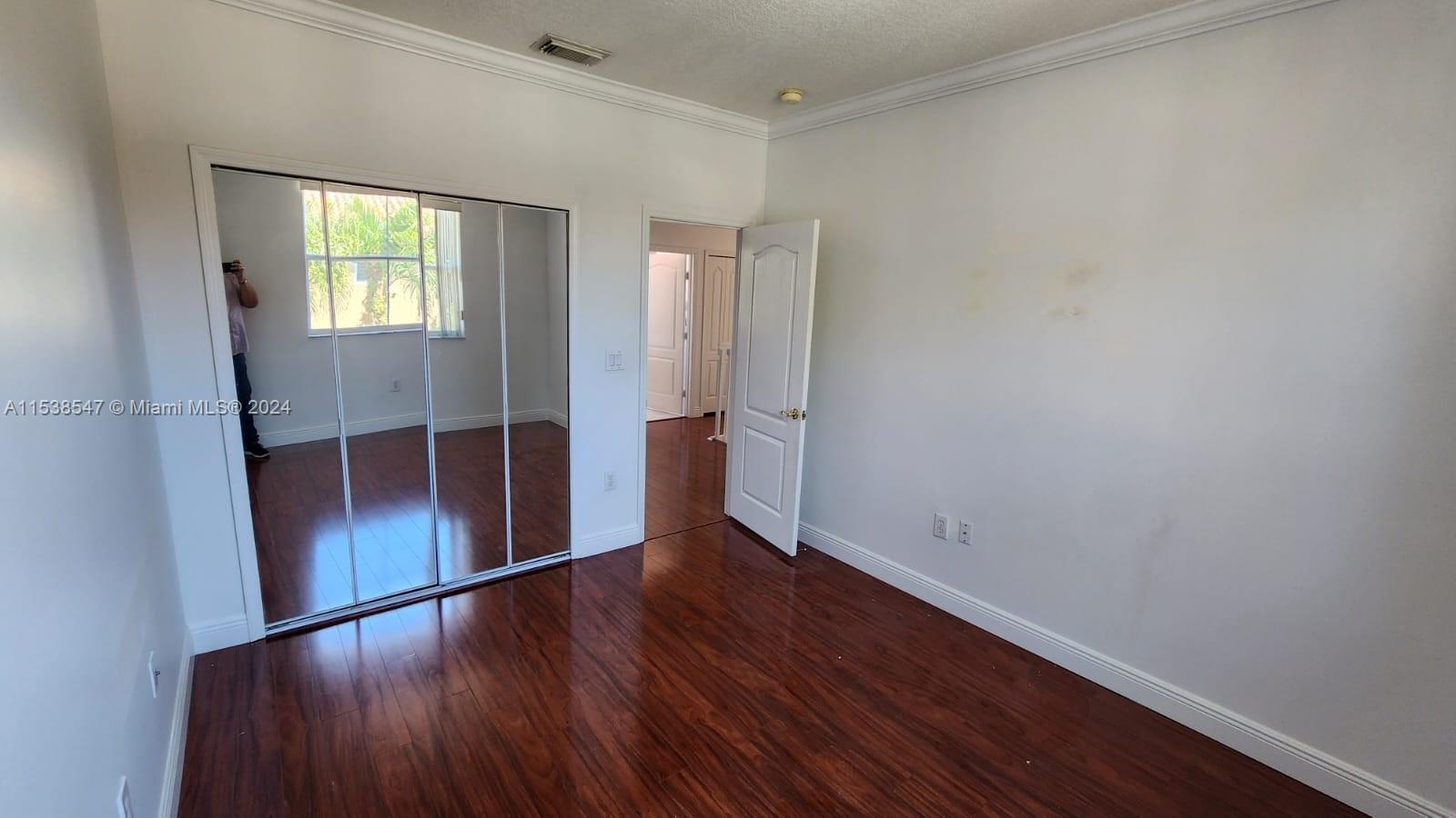 6202 SW 157th Pl 6202, Miami, Florida 33193, 5 Bedrooms Bedrooms, ,3 BathroomsBathrooms,Residentiallease,For Rent,6202 SW 157th Pl 6202,A11538547