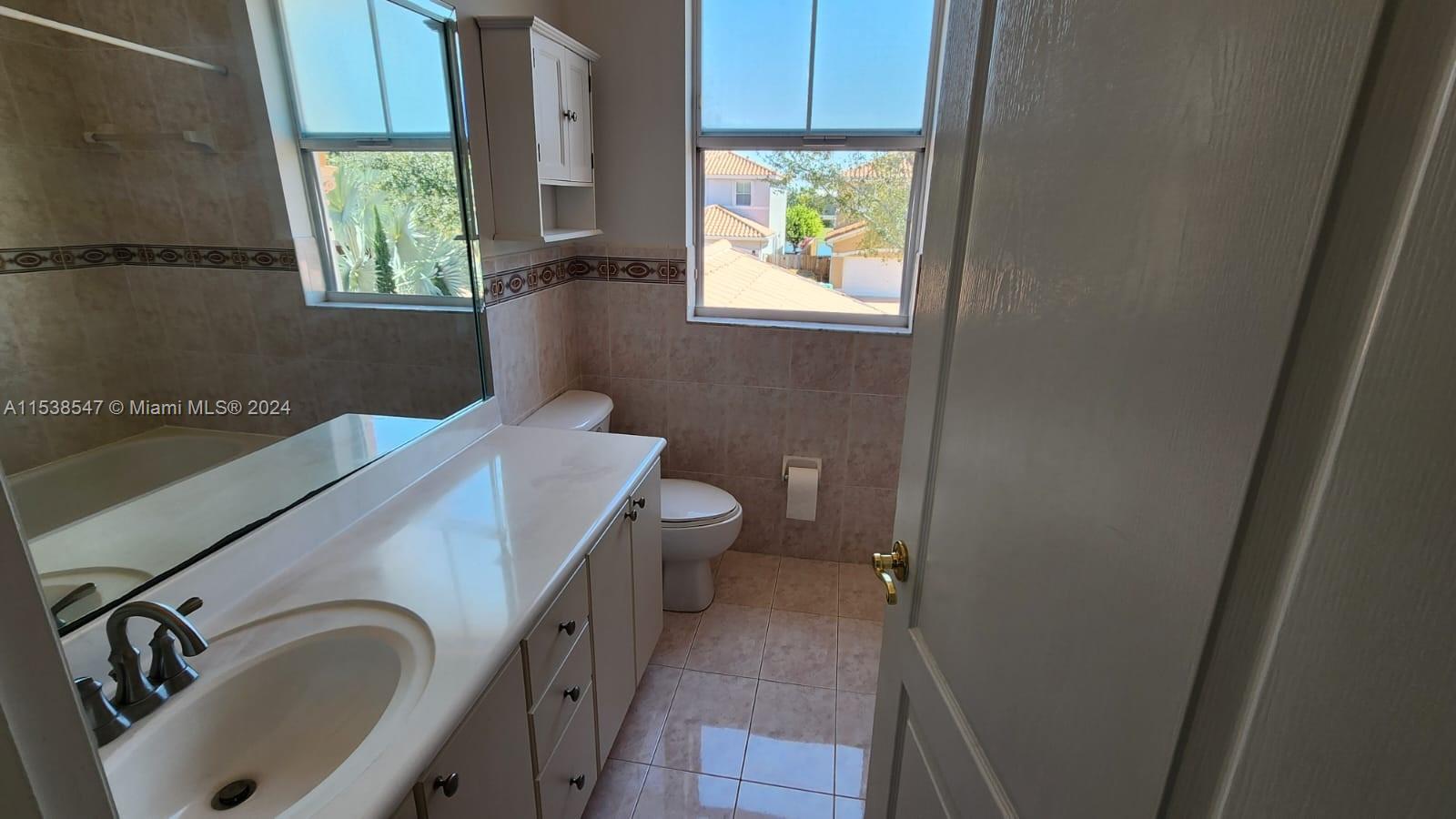 6202 SW 157th Pl 6202, Miami, Florida 33193, 5 Bedrooms Bedrooms, ,3 BathroomsBathrooms,Residentiallease,For Rent,6202 SW 157th Pl 6202,A11538547