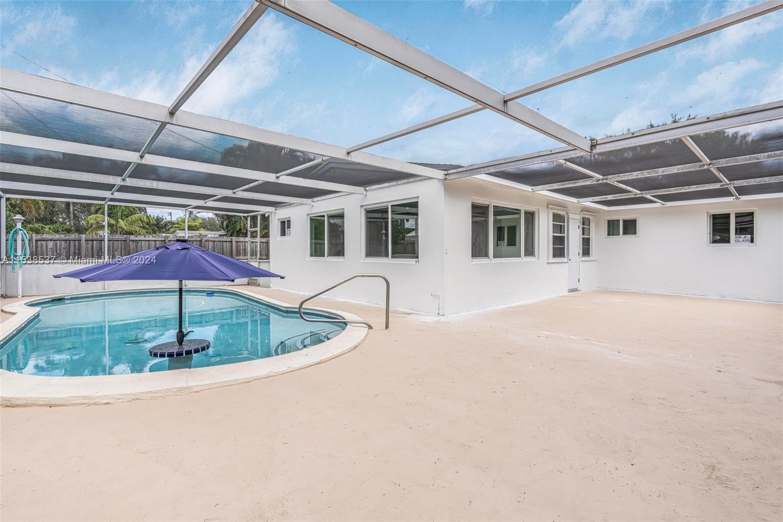 1116 N 31st Ave, Hollywood, Florida 33021, 4 Bedrooms Bedrooms, ,2 BathroomsBathrooms,Residentiallease,For Rent,1116 N 31st Ave,A11538537