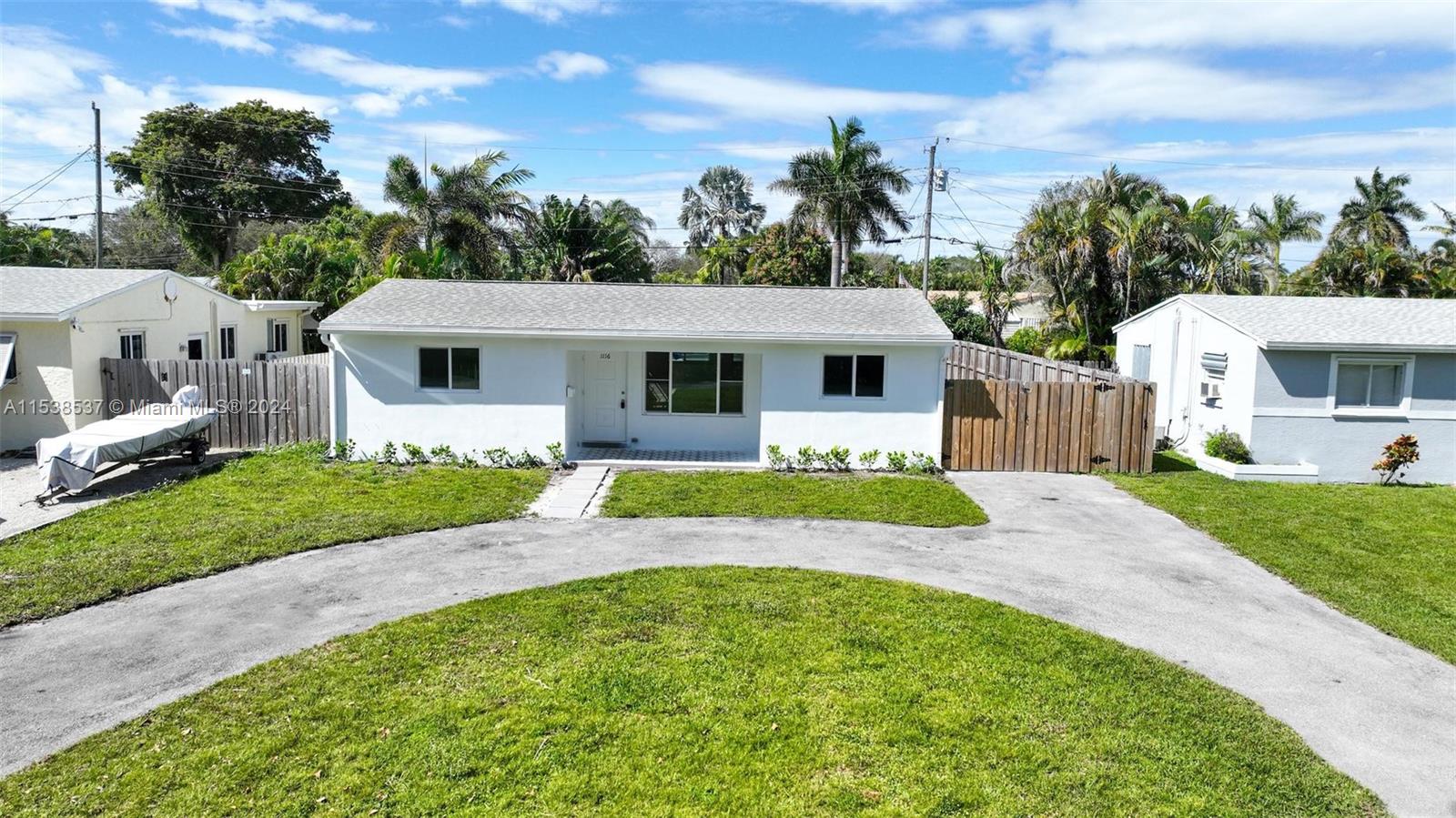 1116 N 31st Ave, Hollywood, Florida 33021, 4 Bedrooms Bedrooms, ,2 BathroomsBathrooms,Residentiallease,For Rent,1116 N 31st Ave,A11538537