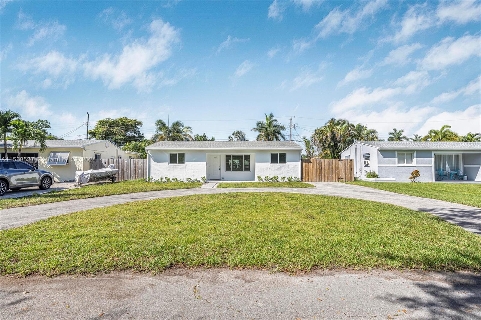 1116 N 31st Ave, Hollywood, Florida 33021, 4 Bedrooms Bedrooms, ,2 BathroomsBathrooms,Residentiallease,For Rent,1116 N 31st Ave,A11538537