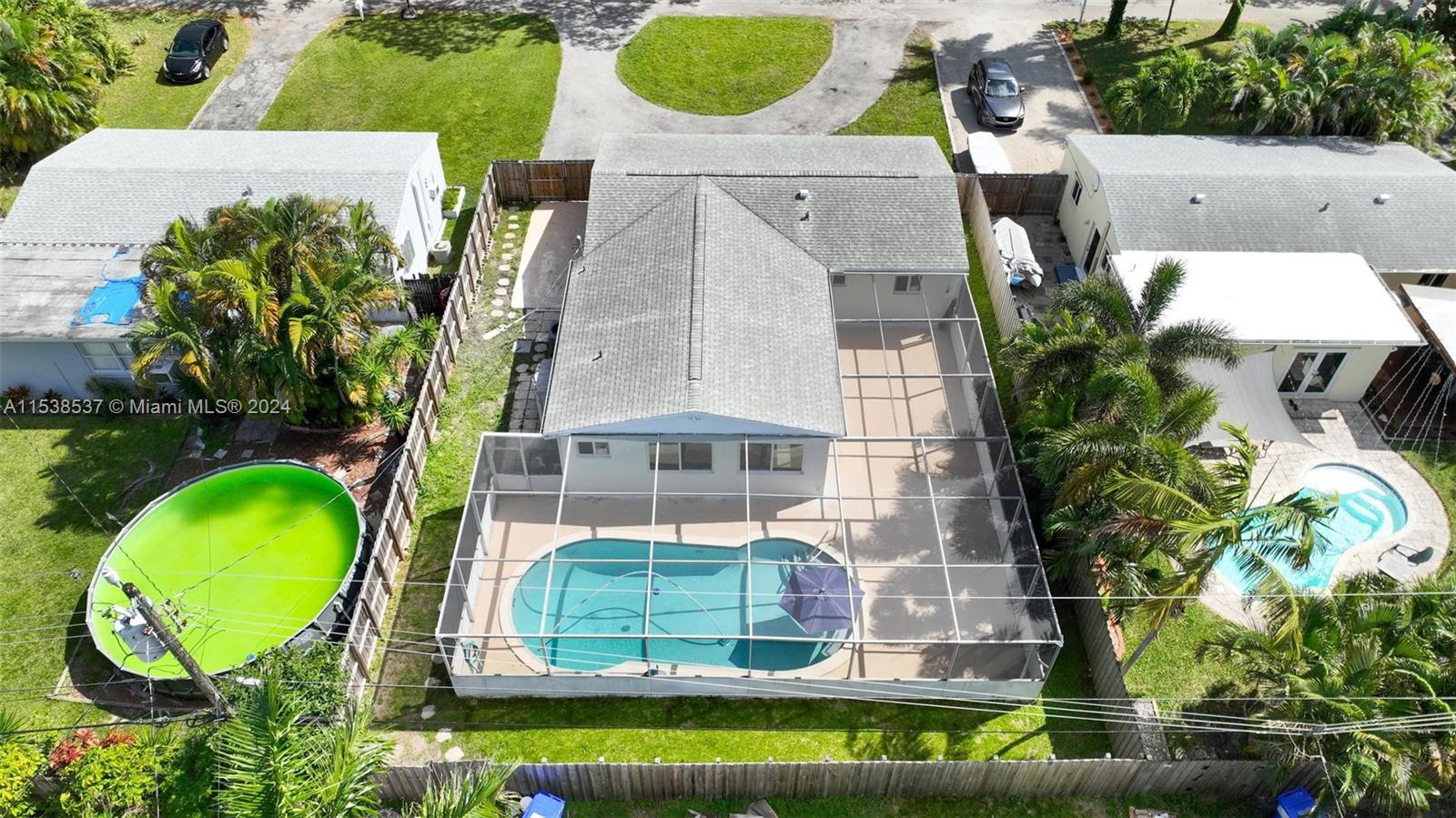 1116 N 31st Ave, Hollywood, Florida 33021, 4 Bedrooms Bedrooms, ,2 BathroomsBathrooms,Residentiallease,For Rent,1116 N 31st Ave,A11538537