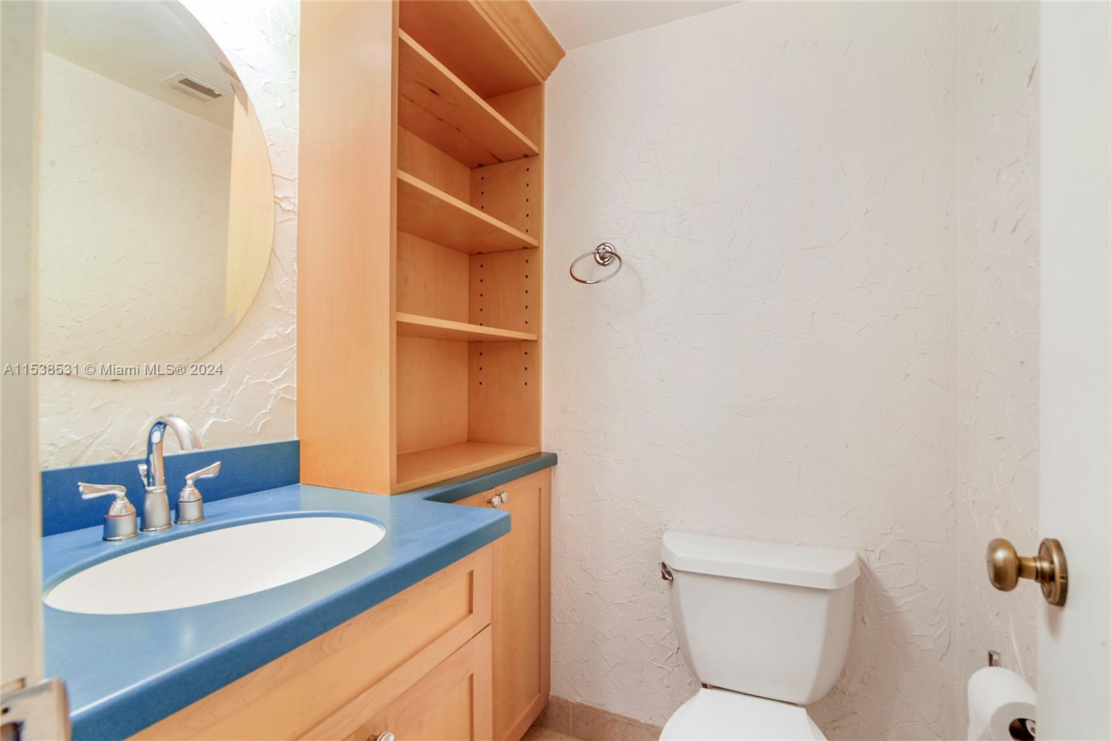 1950 S Ocean Dr 8K, Hallandale Beach, Florida 33009, 1 Bedroom Bedrooms, ,1 BathroomBathrooms,Residentiallease,For Rent,1950 S Ocean Dr 8K,A11538531