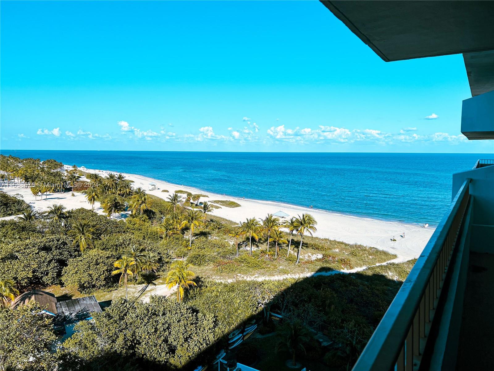 Commodore Club Condo Key Biscayne