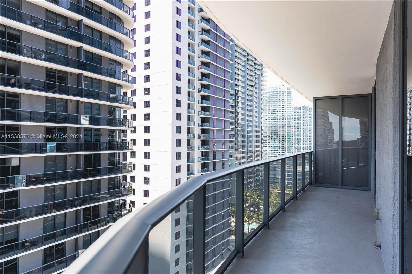 45 SW 9th St 2206, Miami, Florida 33130, 2 Bedrooms Bedrooms, ,2 BathroomsBathrooms,Residential,For Sale,45 SW 9th St 2206,A11538576