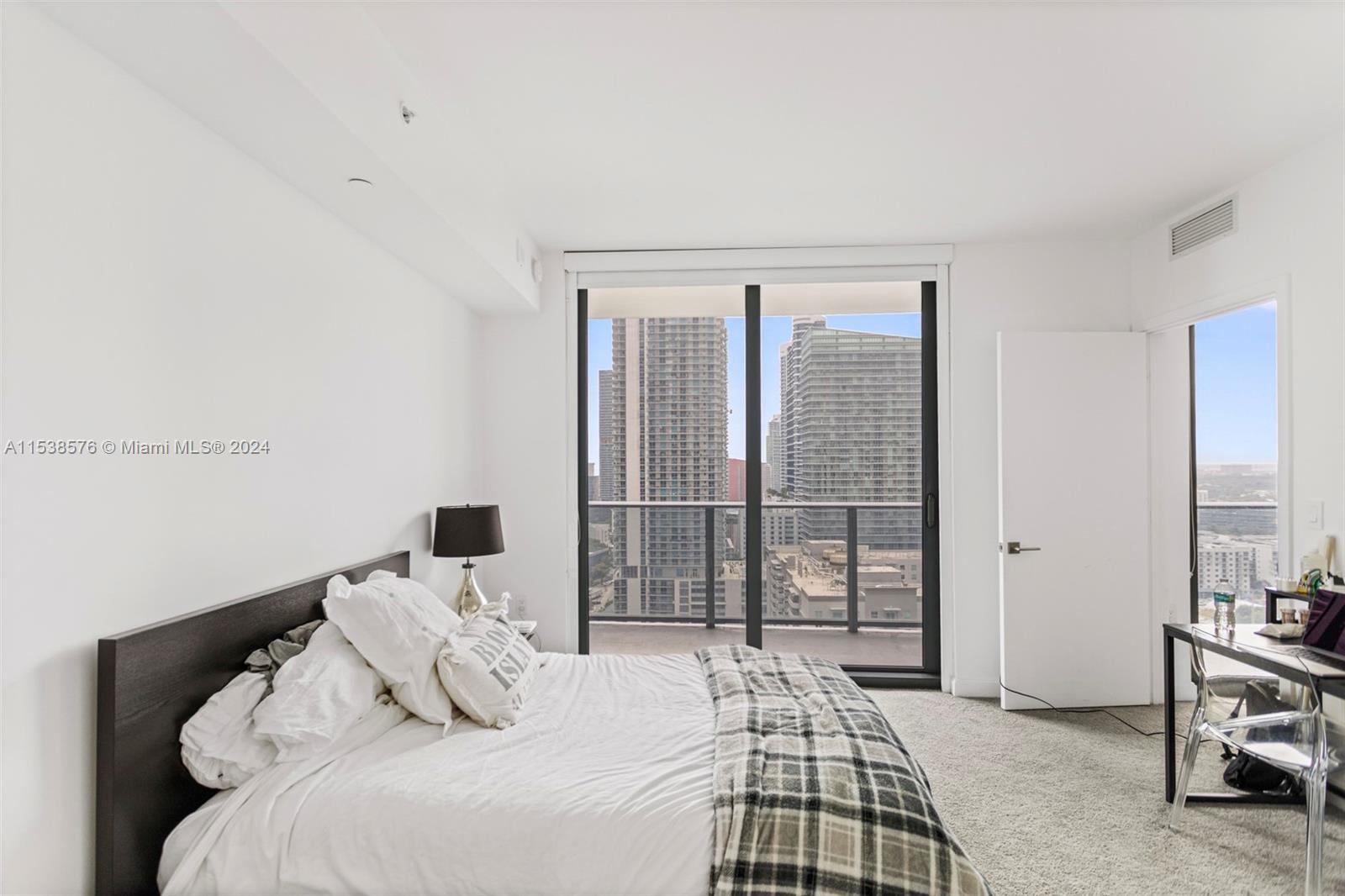 45 SW 9th St 2206, Miami, Florida 33130, 2 Bedrooms Bedrooms, ,2 BathroomsBathrooms,Residential,For Sale,45 SW 9th St 2206,A11538576