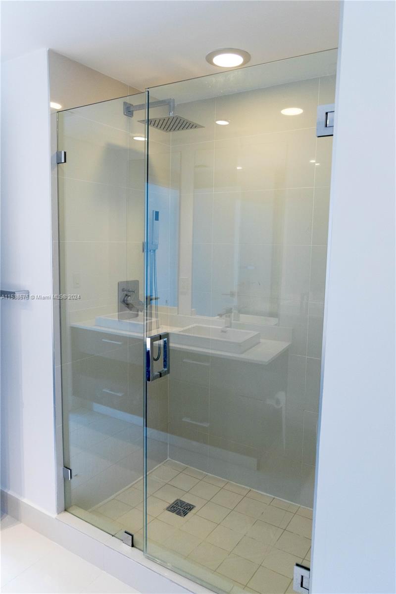 45 SW 9th St 2206, Miami, Florida 33130, 2 Bedrooms Bedrooms, ,2 BathroomsBathrooms,Residential,For Sale,45 SW 9th St 2206,A11538576