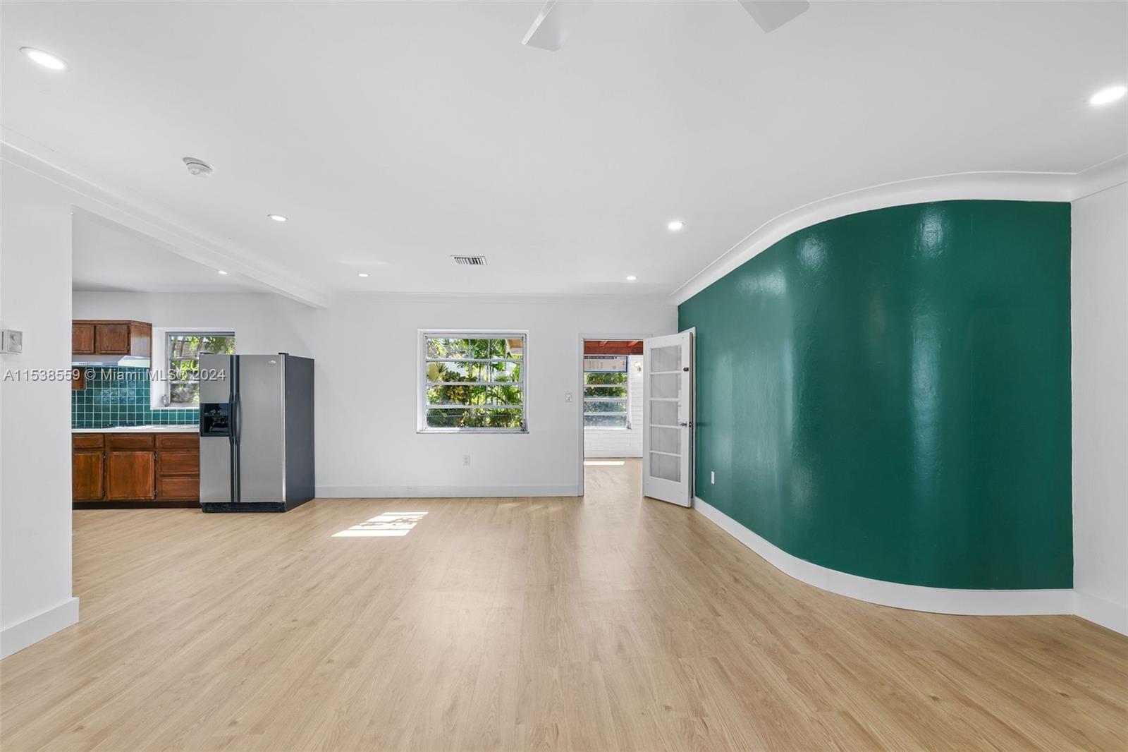 165 Sunset Way, Miami Springs, Florida 33166, 3 Bedrooms Bedrooms, ,2 BathroomsBathrooms,Residential,For Sale,165 Sunset Way,A11538559