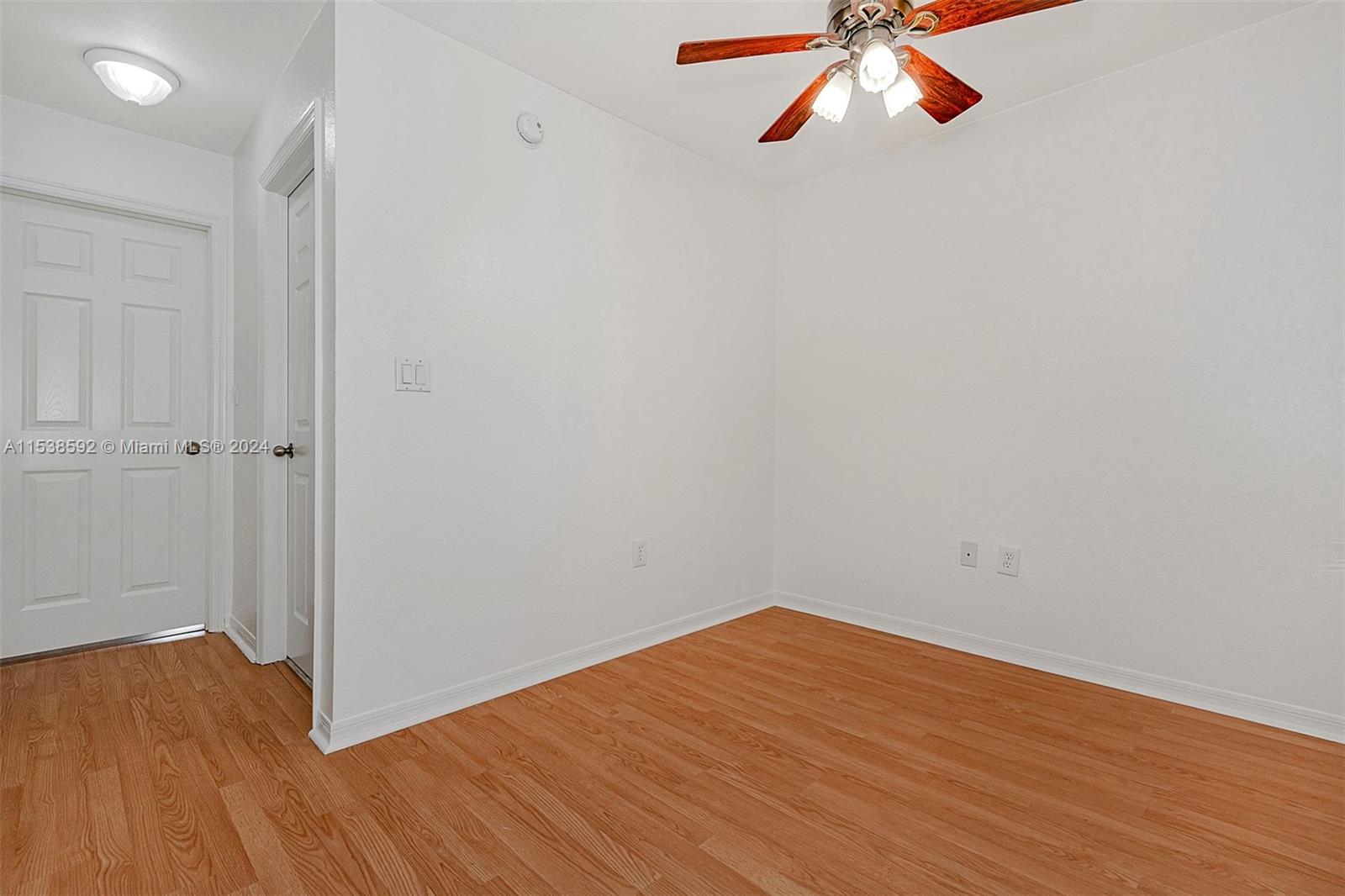 4887 NW 116th Ave ., Doral, Florida 33178, 3 Bedrooms Bedrooms, ,2 BathroomsBathrooms,Residentiallease,For Rent,4887 NW 116th Ave .,A11538592