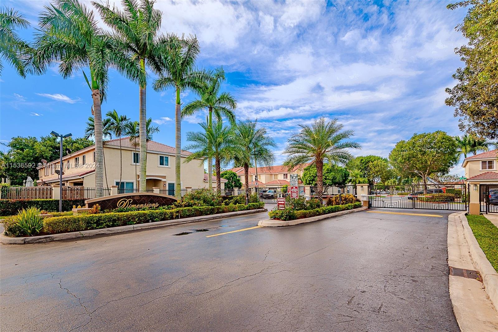 4887 NW 116th Ave ., Doral, Florida 33178, 3 Bedrooms Bedrooms, ,2 BathroomsBathrooms,Residentiallease,For Rent,4887 NW 116th Ave .,A11538592