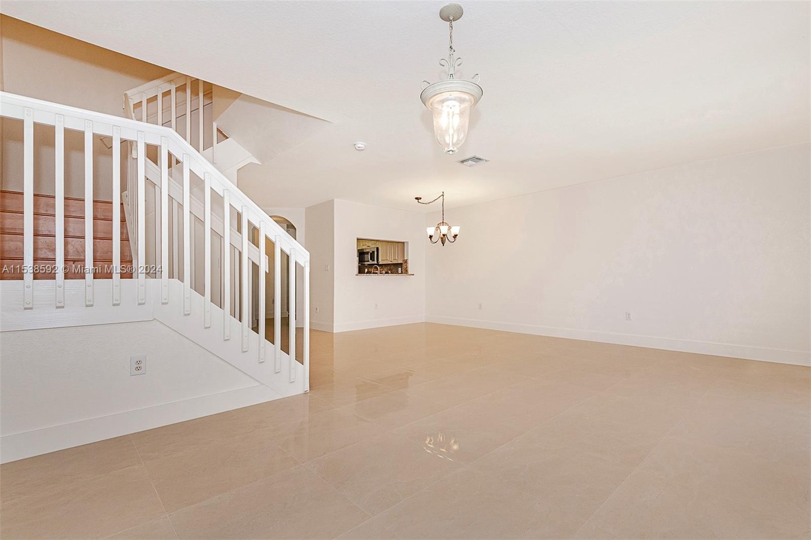 4887 NW 116th Ave ., Doral, Florida 33178, 3 Bedrooms Bedrooms, ,2 BathroomsBathrooms,Residentiallease,For Rent,4887 NW 116th Ave .,A11538592