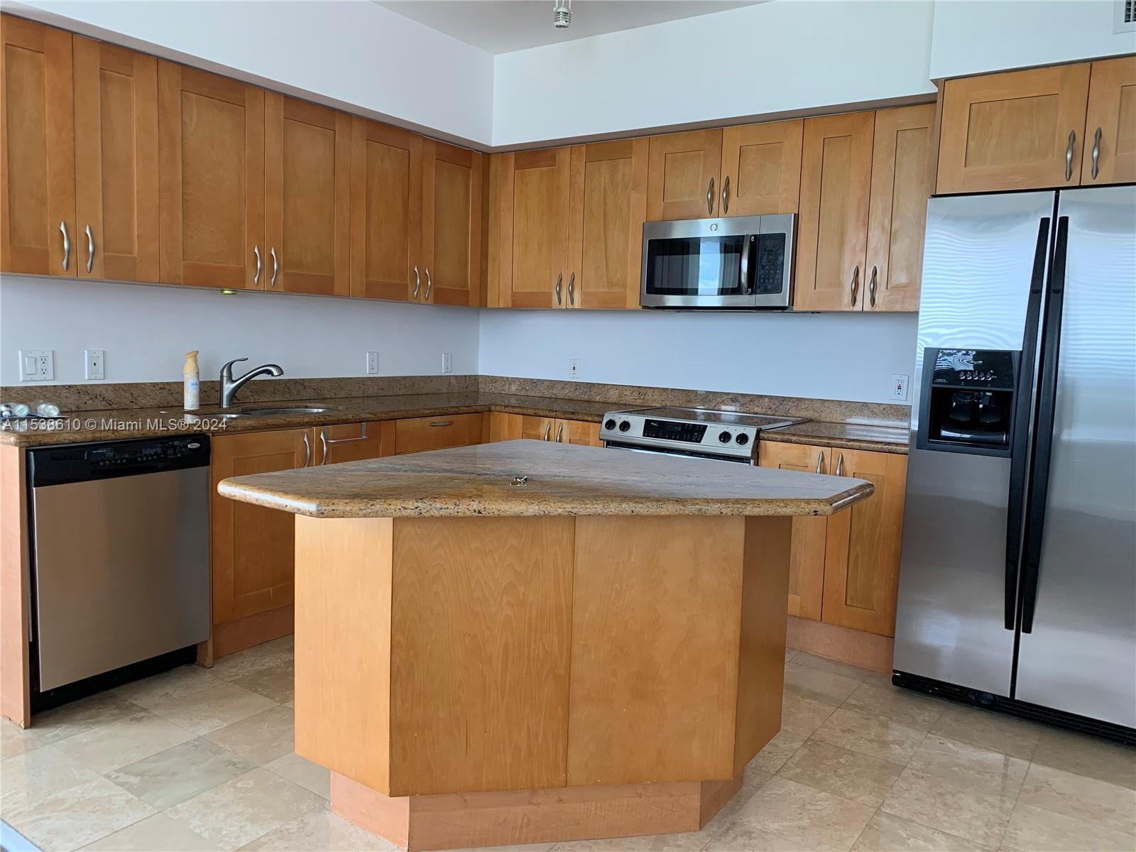 1745 E Hallandale Beach Blvd 802W, Hallandale Beach, Florida 33009, 3 Bedrooms Bedrooms, ,2 BathroomsBathrooms,Residentiallease,For Rent,1745 E Hallandale Beach Blvd 802W,A11538610