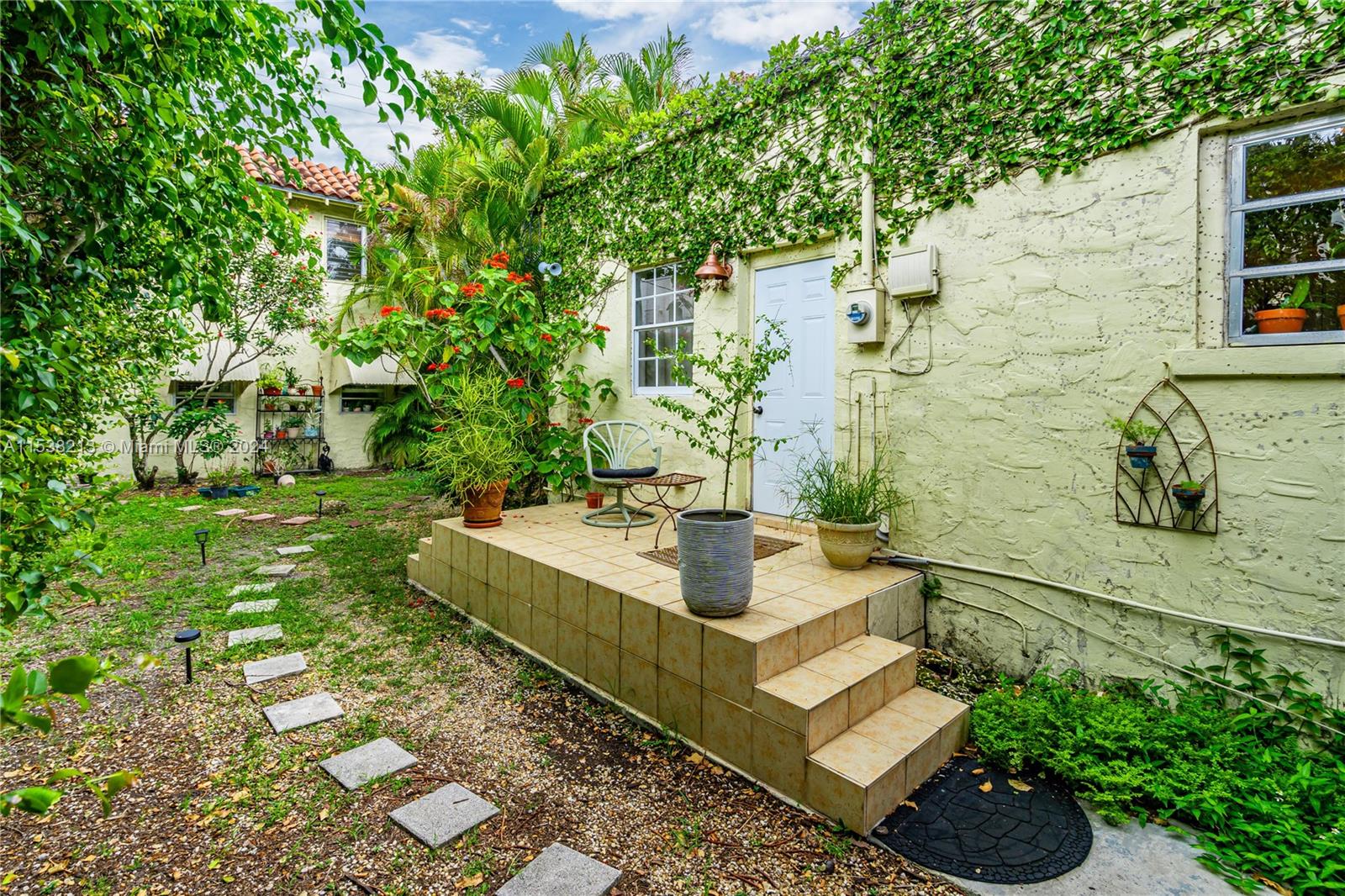 1107 Alhambra Cir, Coral Gables, Florida 33134, 6 Bedrooms Bedrooms, ,3 BathroomsBathrooms,Residential,For Sale,1107 Alhambra Cir,A11538213