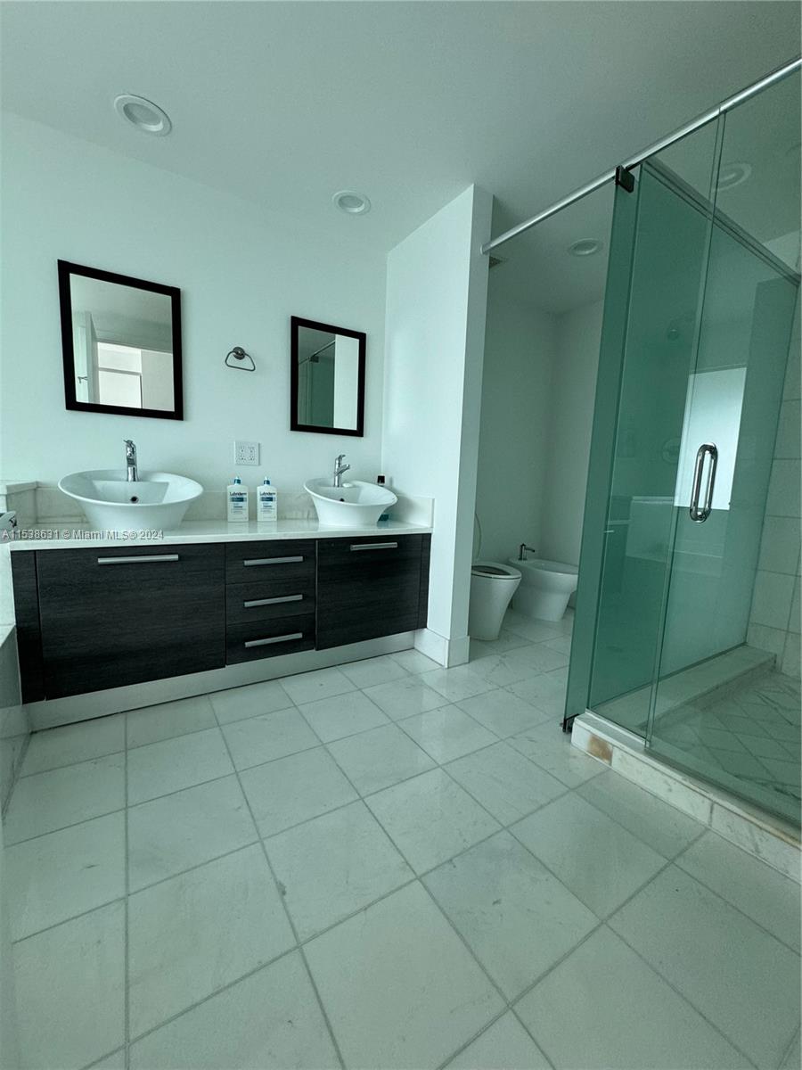 2950 NE 188 ST 344, Aventura, Florida 33180, 2 Bedrooms Bedrooms, ,3 BathroomsBathrooms,Residentiallease,For Rent,2950 NE 188 ST 344,A11538631