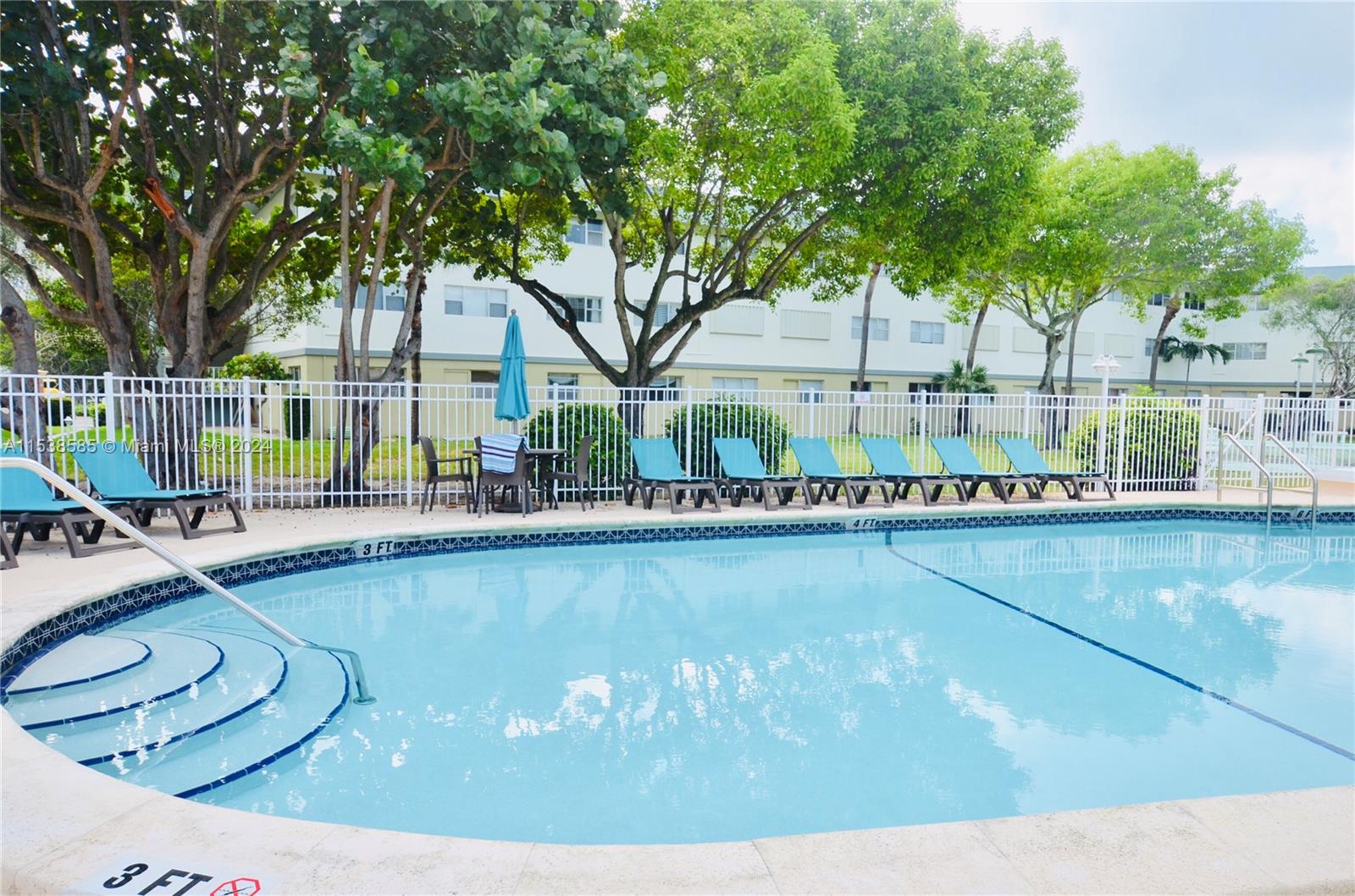 270 Layne Blvd 202, Hallandale Beach, Florida 33009, 2 Bedrooms Bedrooms, ,2 BathroomsBathrooms,Residentiallease,For Rent,270 Layne Blvd 202,A11538585