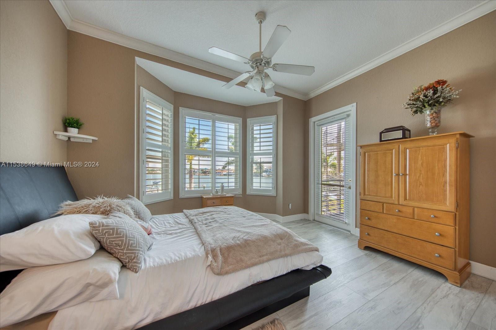 6025 KIPPS COLONY DR, Other City - In The State Of Florida, FL, 33707 United States, 5 Bedrooms Bedrooms, ,4 BathroomsBathrooms,Residential,For Sale,KIPPS COLONY DR,A11538649