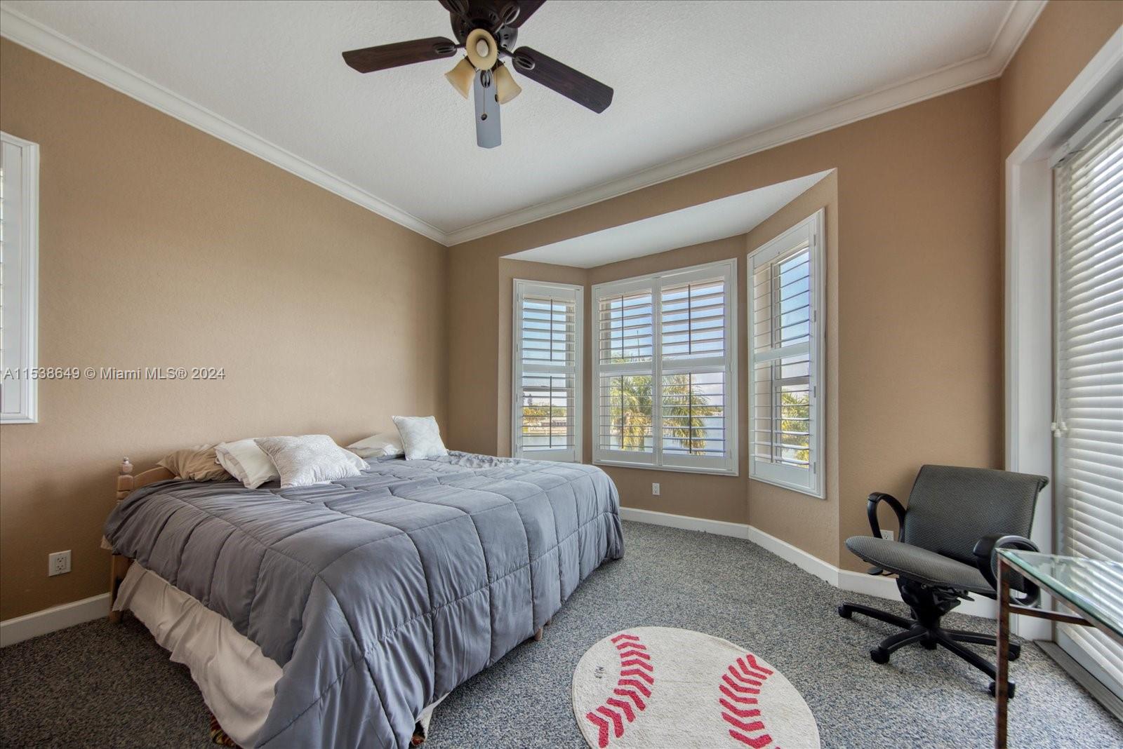 6025 KIPPS COLONY DR, Other City - In The State Of Florida, FL, 33707 United States, 5 Bedrooms Bedrooms, ,4 BathroomsBathrooms,Residential,For Sale,KIPPS COLONY DR,A11538649