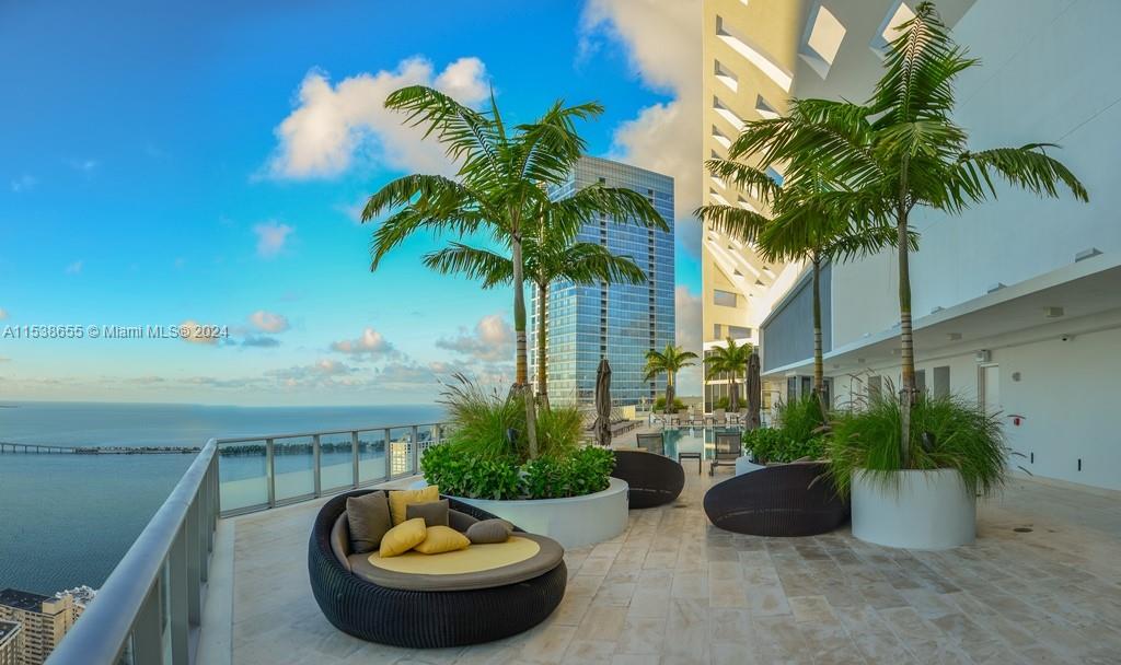1300 Brickell Bay Dr 3508, Miami, Florida 33131, 2 Bedrooms Bedrooms, ,2 BathroomsBathrooms,Residentiallease,For Rent,1300 Brickell Bay Dr 3508,A11538655