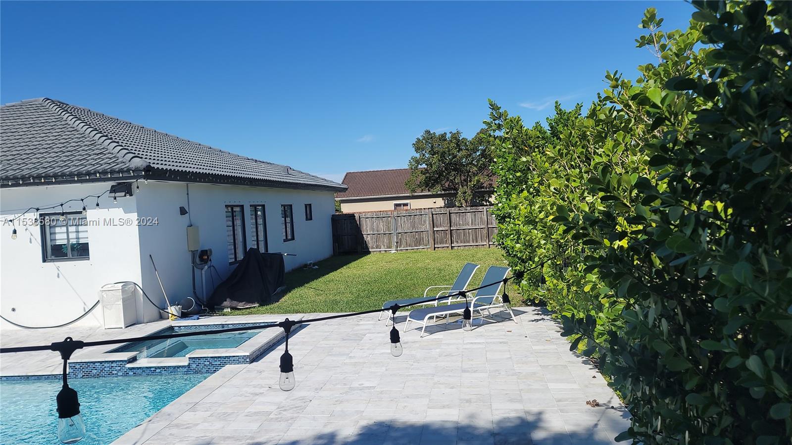 16500 SW 45th St, Miami, Florida 33185, 4 Bedrooms Bedrooms, ,2 BathroomsBathrooms,Residential,For Sale,16500 SW 45th St,A11538580