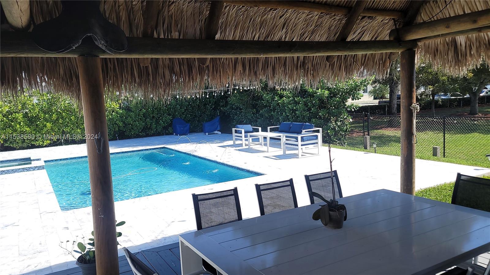 16500 SW 45th St, Miami, Florida 33185, 4 Bedrooms Bedrooms, ,2 BathroomsBathrooms,Residential,For Sale,16500 SW 45th St,A11538580