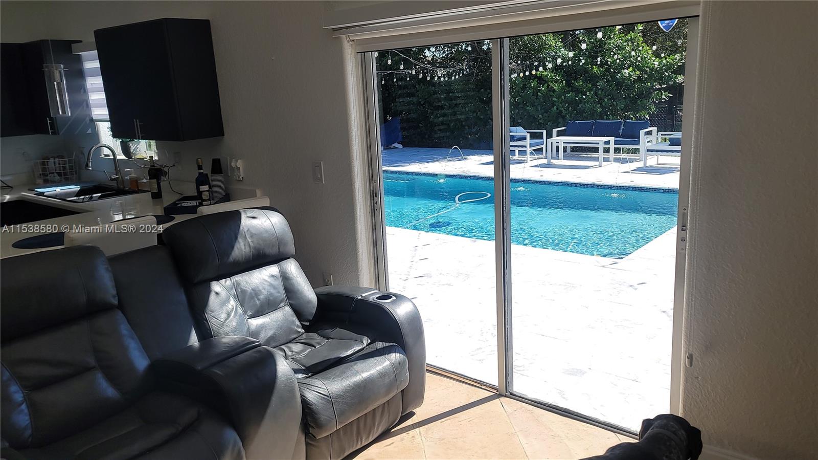 16500 SW 45th St, Miami, Florida 33185, 4 Bedrooms Bedrooms, ,2 BathroomsBathrooms,Residential,For Sale,16500 SW 45th St,A11538580