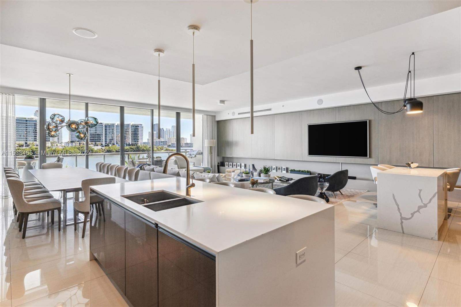 3300 NE 188th St 318, Aventura, Florida 33180, 4 Bedrooms Bedrooms, ,6 BathroomsBathrooms,Residential,For Sale,3300 NE 188th St 318,A11538465