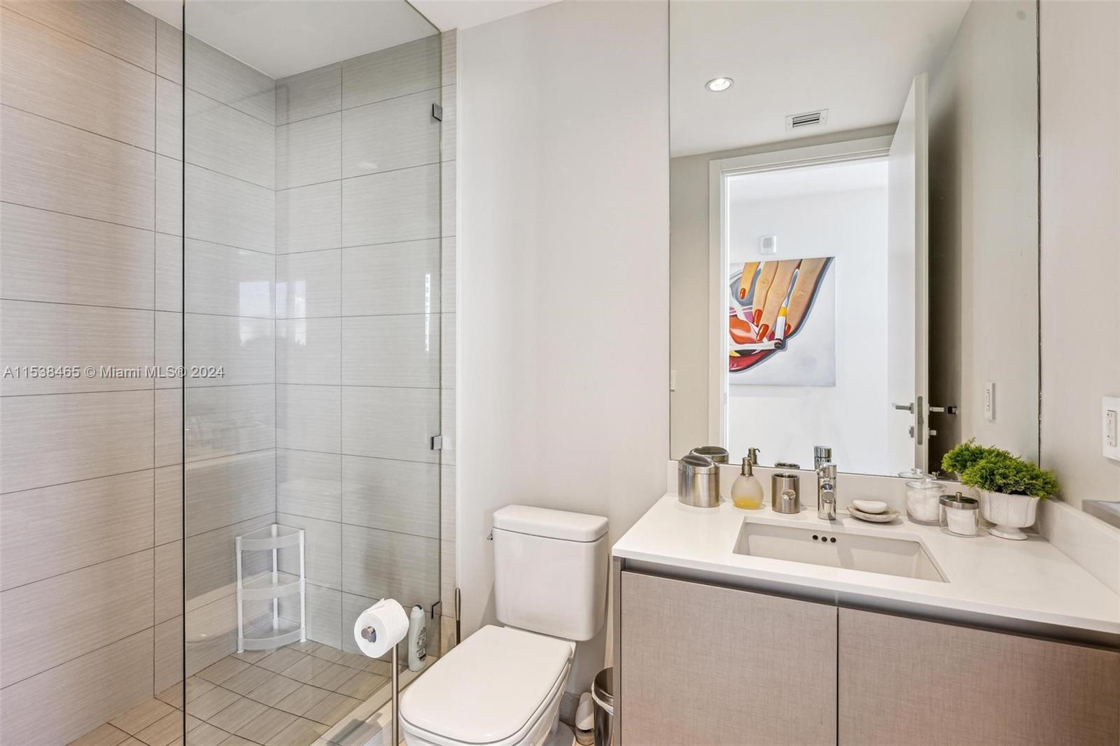 3300 NE 188th St 318, Aventura, Florida 33180, 4 Bedrooms Bedrooms, ,6 BathroomsBathrooms,Residential,For Sale,3300 NE 188th St 318,A11538465