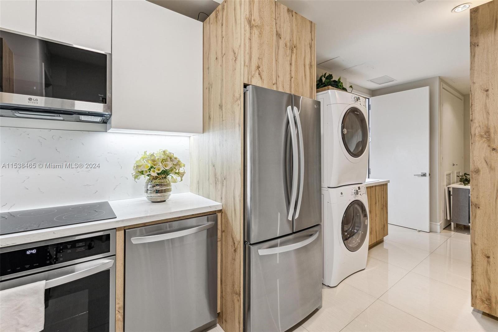 3300 NE 188th St 318, Aventura, Florida 33180, 4 Bedrooms Bedrooms, ,6 BathroomsBathrooms,Residential,For Sale,3300 NE 188th St 318,A11538465