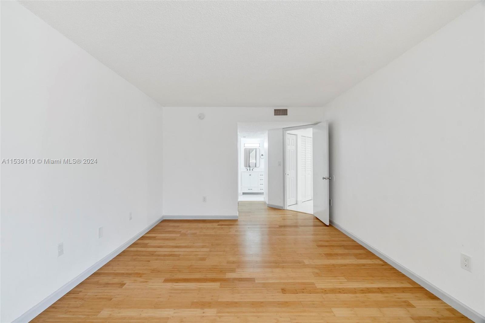 8275 SW 152nd Ave D-307, Miami, Florida 33193, 2 Bedrooms Bedrooms, ,2 BathroomsBathrooms,Residential,For Sale,8275 SW 152nd Ave D-307,A11536110