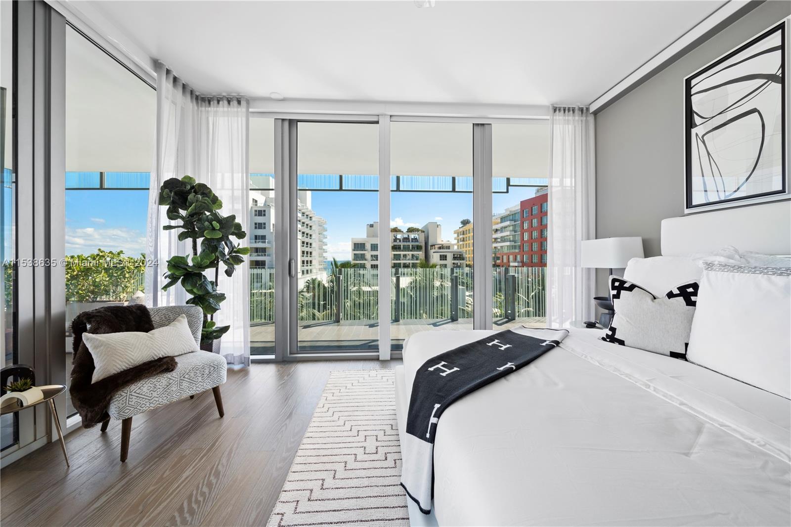 120 Ocean Dr 600, Miami Beach, Florida 33139, 2 Bedrooms Bedrooms, ,2 BathroomsBathrooms,Residentiallease,For Rent,120 Ocean Dr 600,A11538635