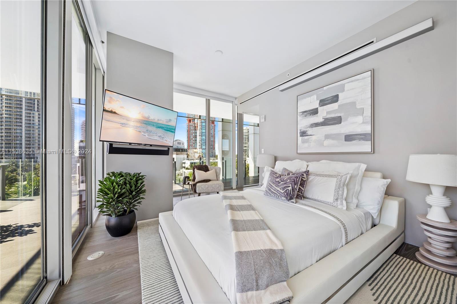 120 Ocean Dr 600, Miami Beach, Florida 33139, 2 Bedrooms Bedrooms, ,2 BathroomsBathrooms,Residentiallease,For Rent,120 Ocean Dr 600,A11538635