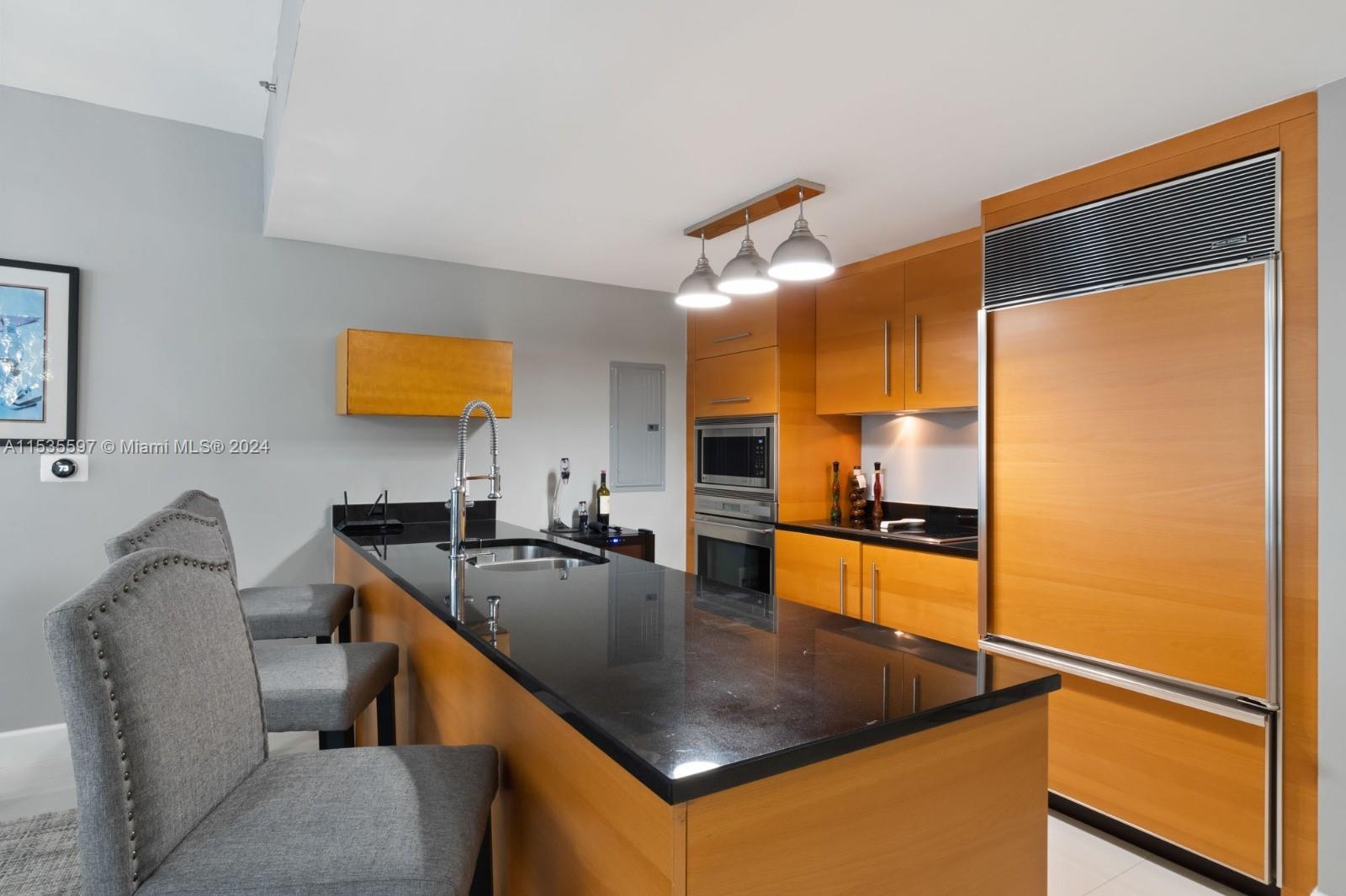 475 Brickell Ave 5109, Miami, Florida 33131, 2 Bedrooms Bedrooms, 1 Room Rooms,2 BathroomsBathrooms,Residential,For Sale,475 Brickell Ave 5109,A11535597