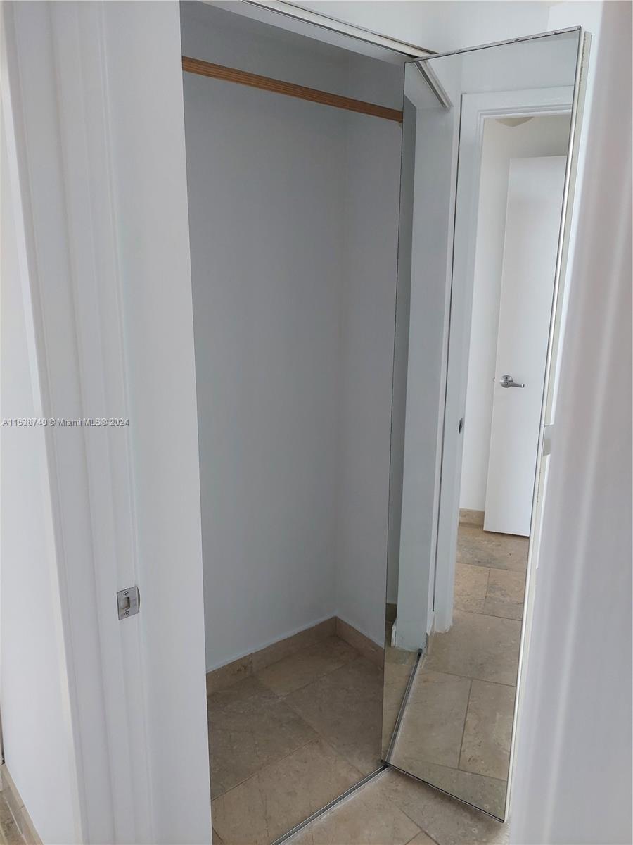 335 S Biscayne Blvd 2207, Miami, Florida 33131, 2 Bedrooms Bedrooms, ,2 BathroomsBathrooms,Residential,For Sale,335 S Biscayne Blvd 2207,A11538740