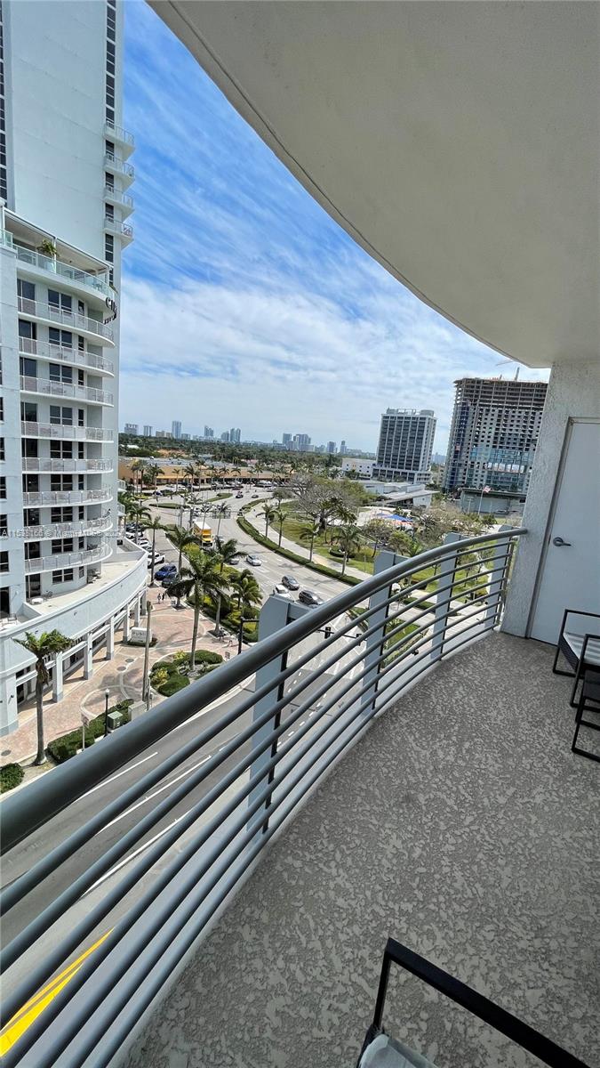1830 Radius Dr 812, Hollywood, Florida 33020, 2 Bedrooms Bedrooms, ,2 BathroomsBathrooms,Residentiallease,For Rent,1830 Radius Dr 812,A11538166