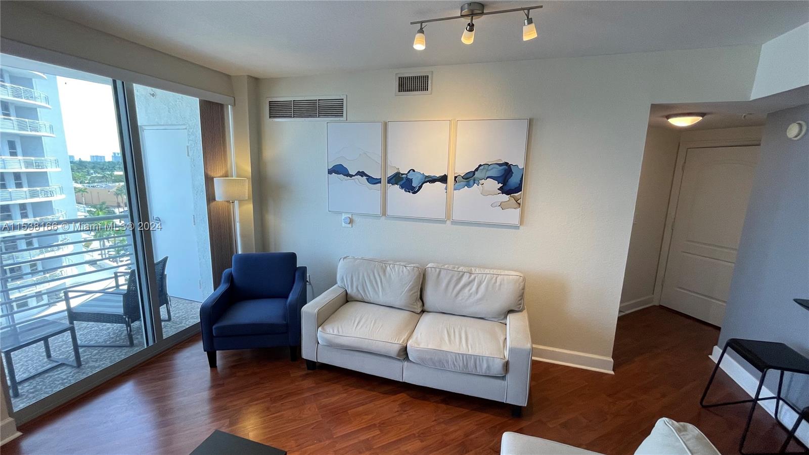 1830 Radius Dr 812, Hollywood, Florida 33020, 2 Bedrooms Bedrooms, ,2 BathroomsBathrooms,Residentiallease,For Rent,1830 Radius Dr 812,A11538166