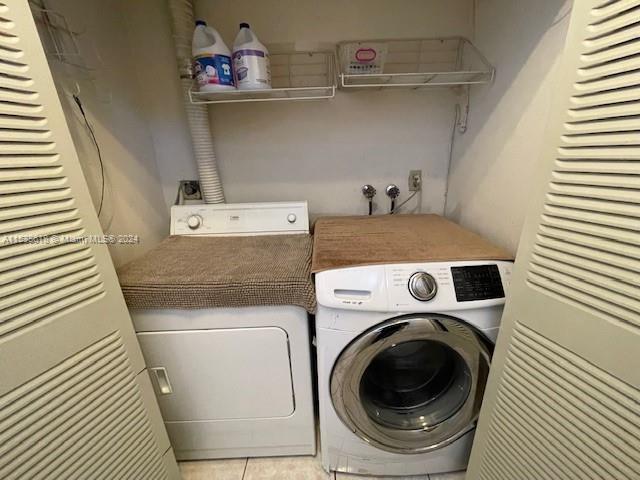 8624 NW 8th St 15, Miami, Florida 33126, 3 Bedrooms Bedrooms, ,2 BathroomsBathrooms,Residentiallease,For Rent,8624 NW 8th St 15,A11538618