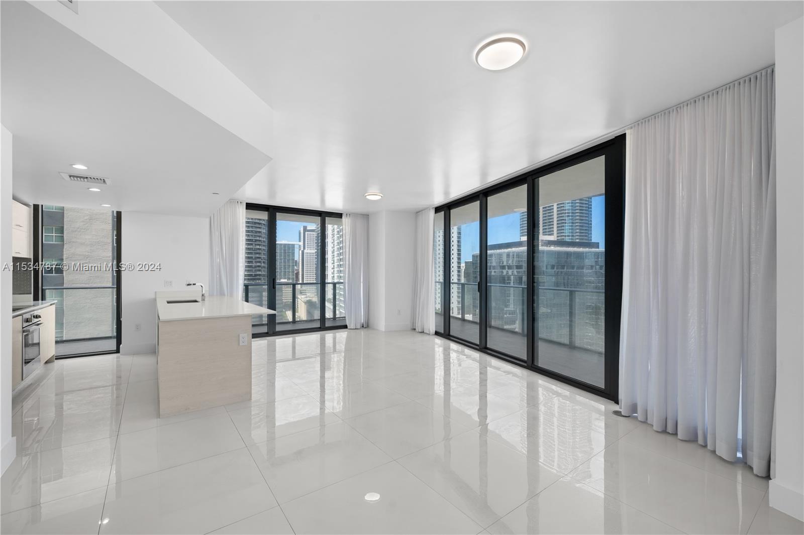 1300 S Miami 1801, Miami, Florida 33130, 2 Bedrooms Bedrooms, ,2 BathroomsBathrooms,Residentiallease,For Rent,1300 S Miami 1801,A11534787