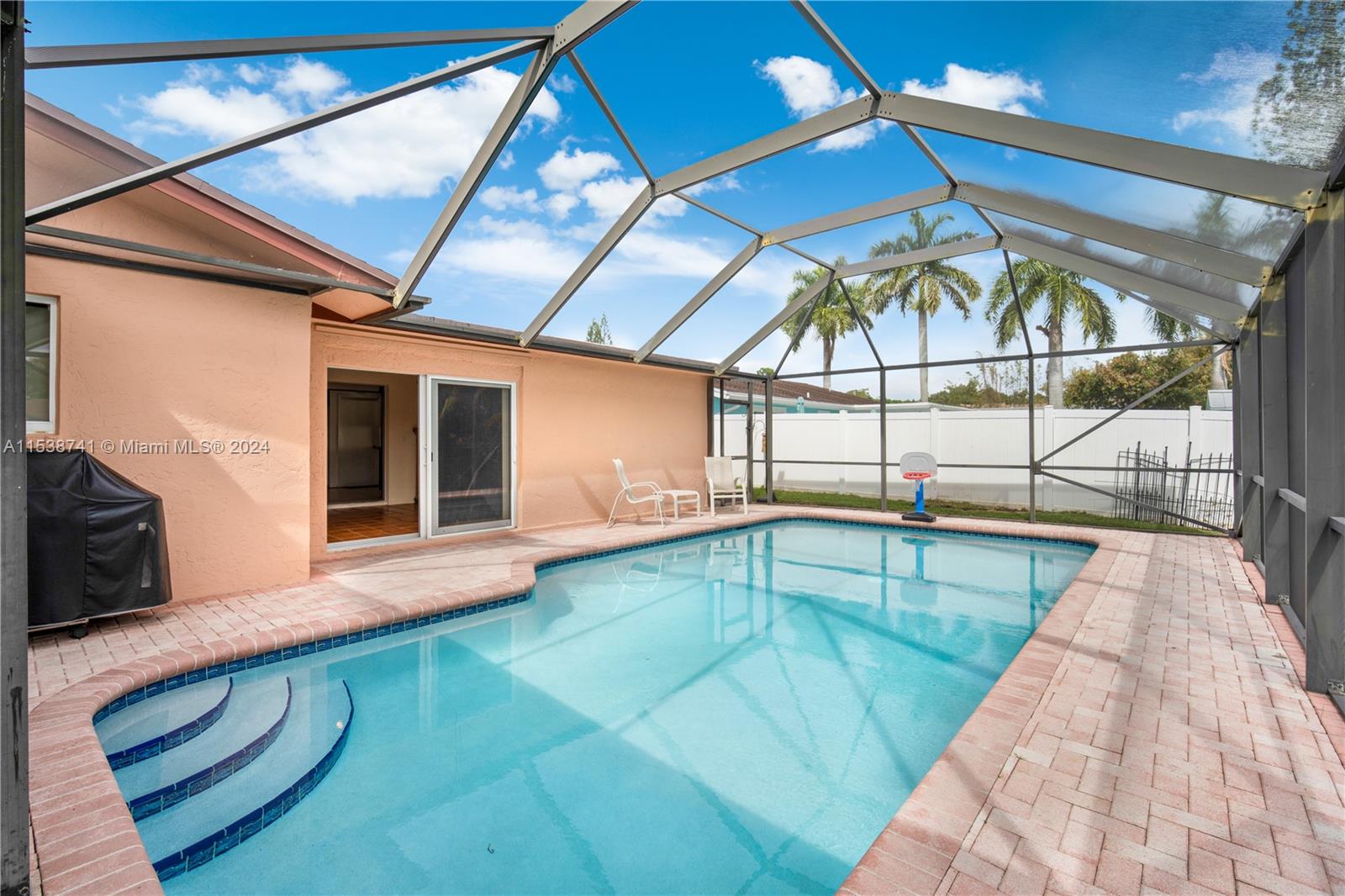 6904 33rd Ter, Fort Lauderdale, FL, 33309 United States, 4 Bedrooms Bedrooms, ,2 BathroomsBathrooms,Residential,For Sale,33rd Ter,A11538741