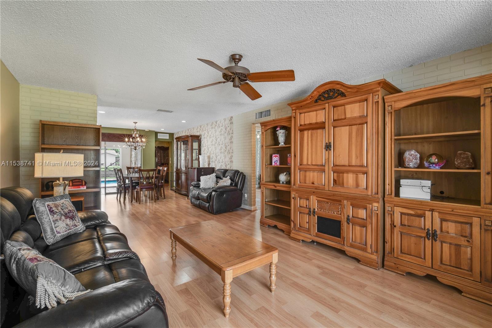 6904 33rd Ter, Fort Lauderdale, FL, 33309 United States, 4 Bedrooms Bedrooms, ,2 BathroomsBathrooms,Residential,For Sale,33rd Ter,A11538741