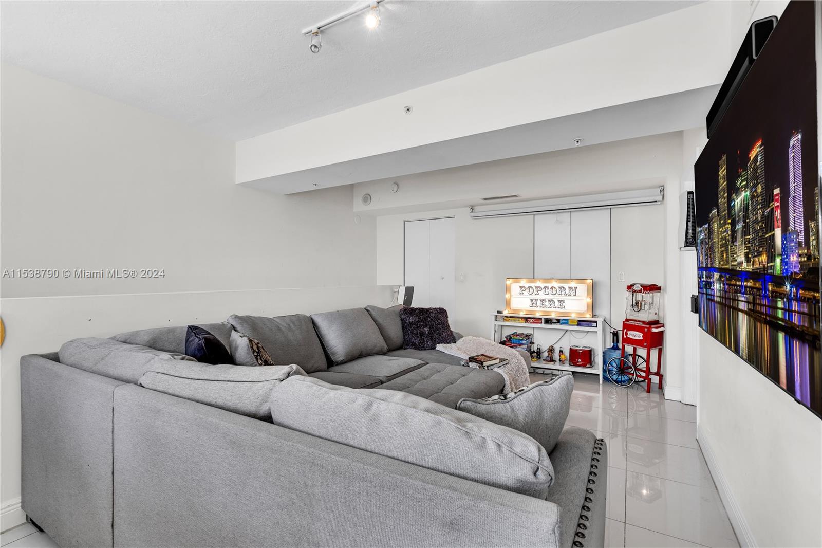 1861 NW S River Dr A05, Miami, Florida 33125, 2 Bedrooms Bedrooms, ,2 BathroomsBathrooms,Residential,For Sale,1861 NW S River Dr A05,A11538790