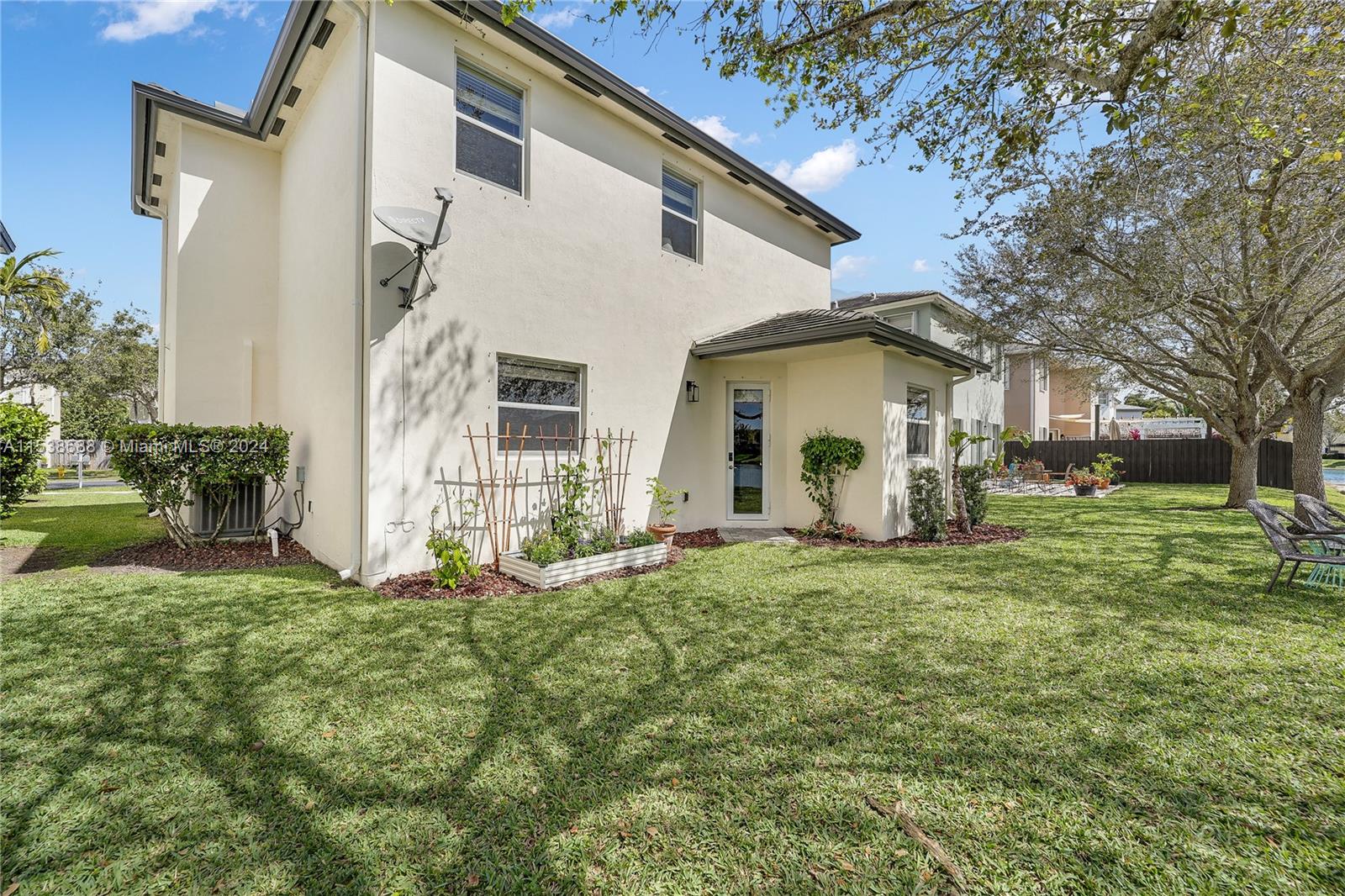 2922 NE 1st Dr, Homestead, Florida 33033, 4 Bedrooms Bedrooms, ,2 BathroomsBathrooms,Residential,For Sale,2922 NE 1st Dr,A11538588