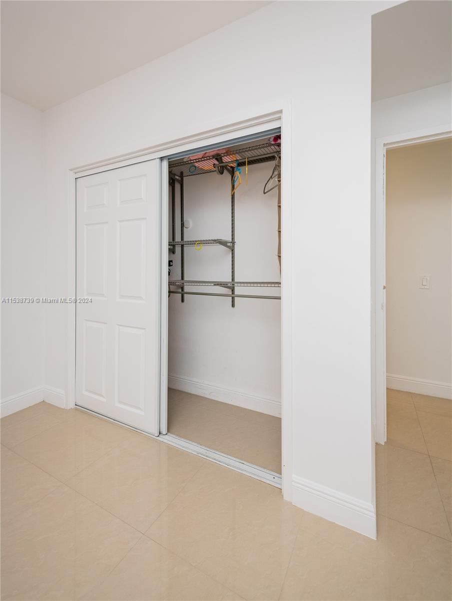 2nd Bedroom Closet