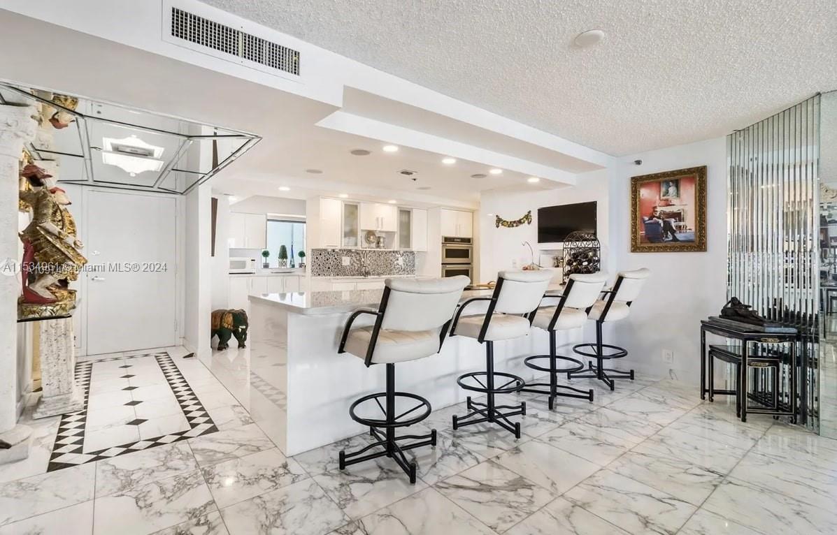 1717 N Bayshore Dr A-3451, Miami, Florida 33132, 3 Bedrooms Bedrooms, ,2 BathroomsBathrooms,Residential,For Sale,1717 N Bayshore Dr A-3451,A11534961